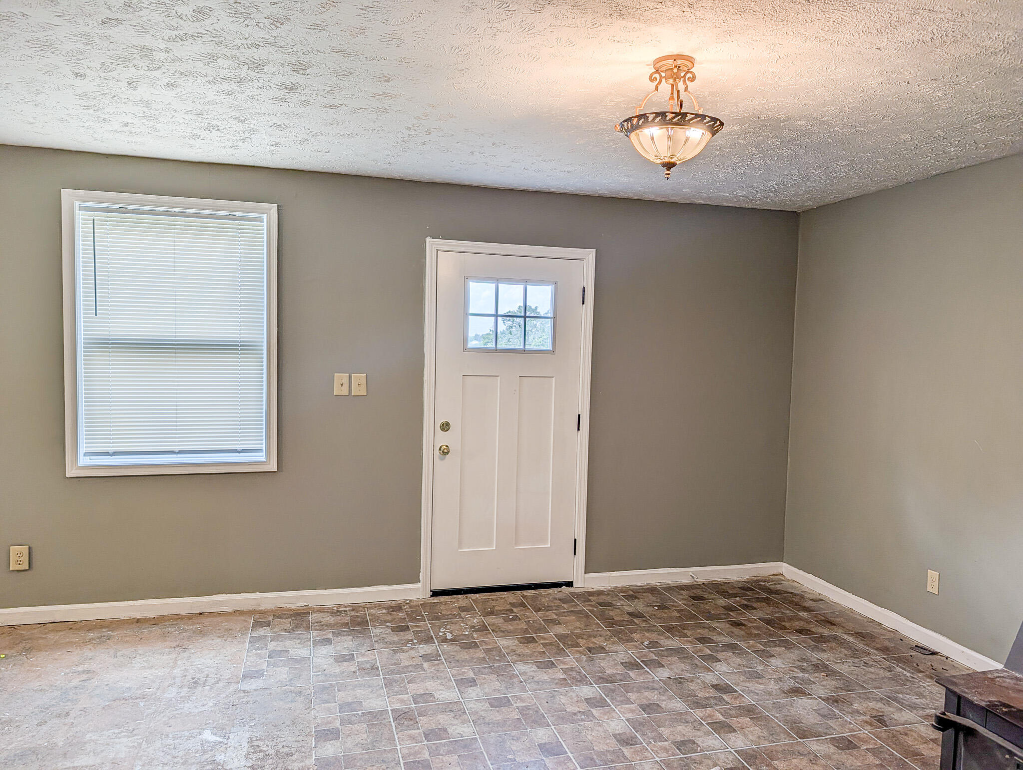 1233 Corman Lane Property Photo 18