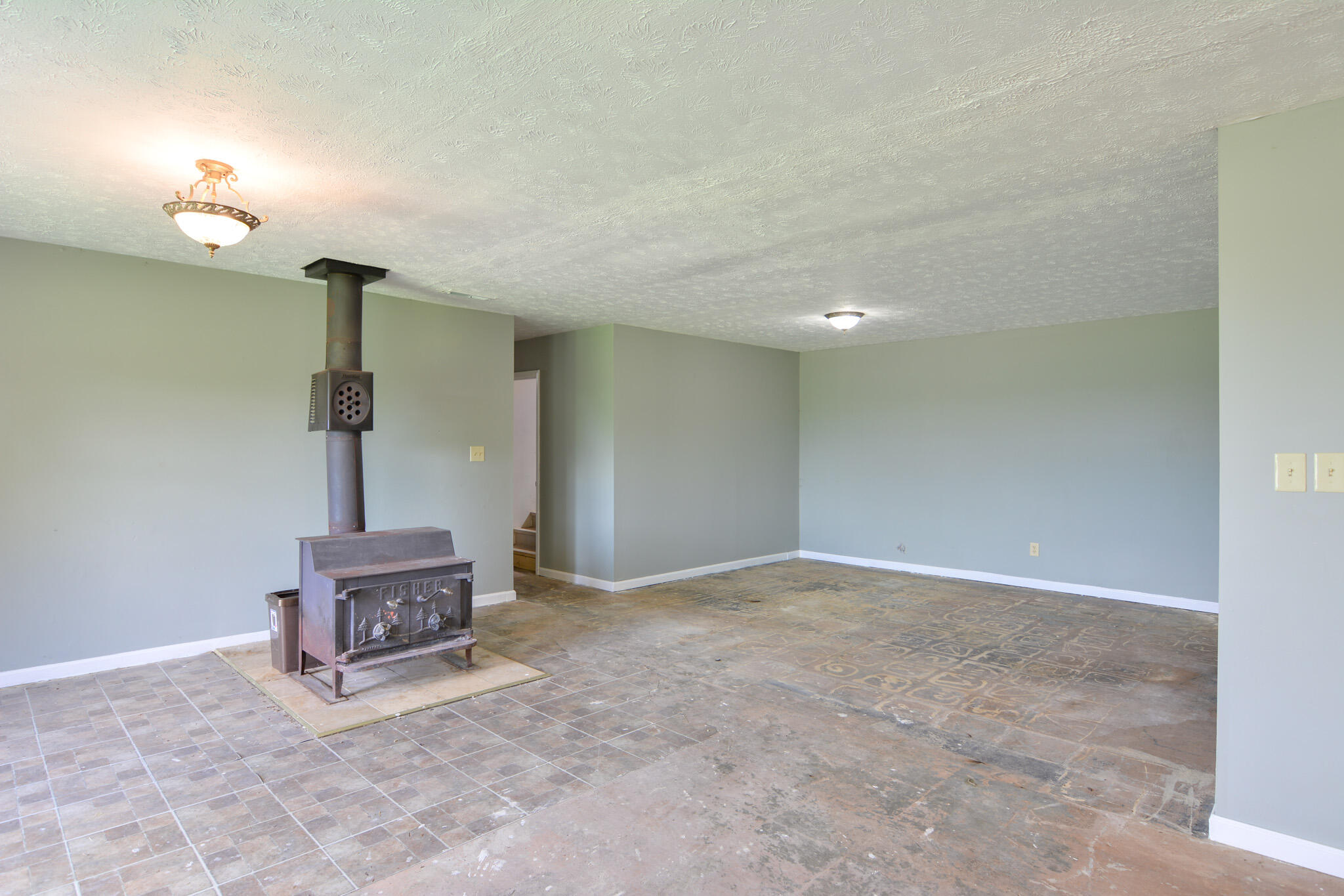 1233 Corman Lane Property Photo 20