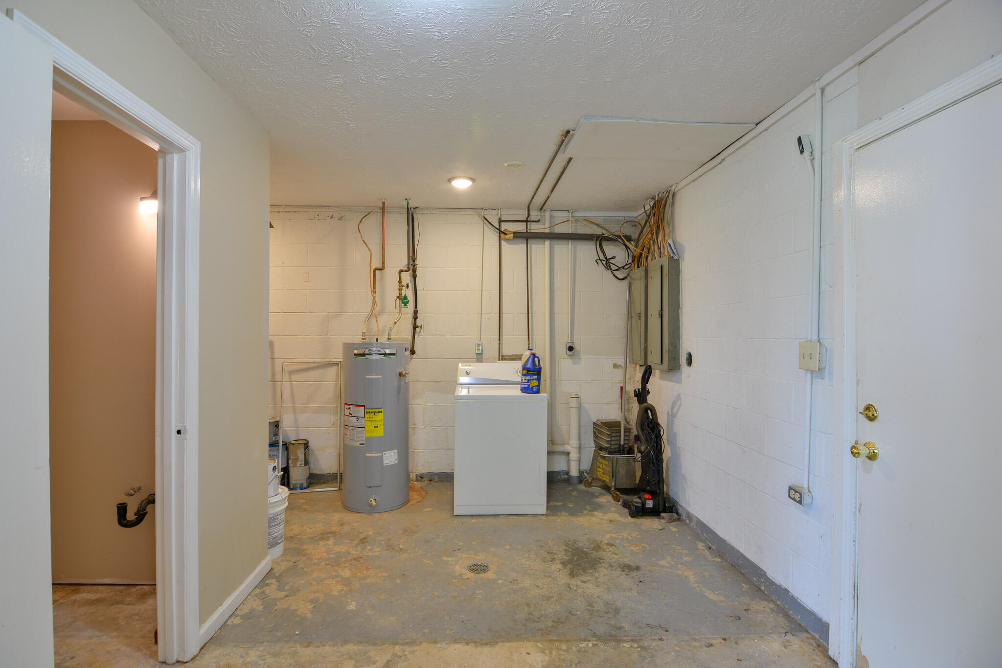 1233 Corman Lane Property Photo 21