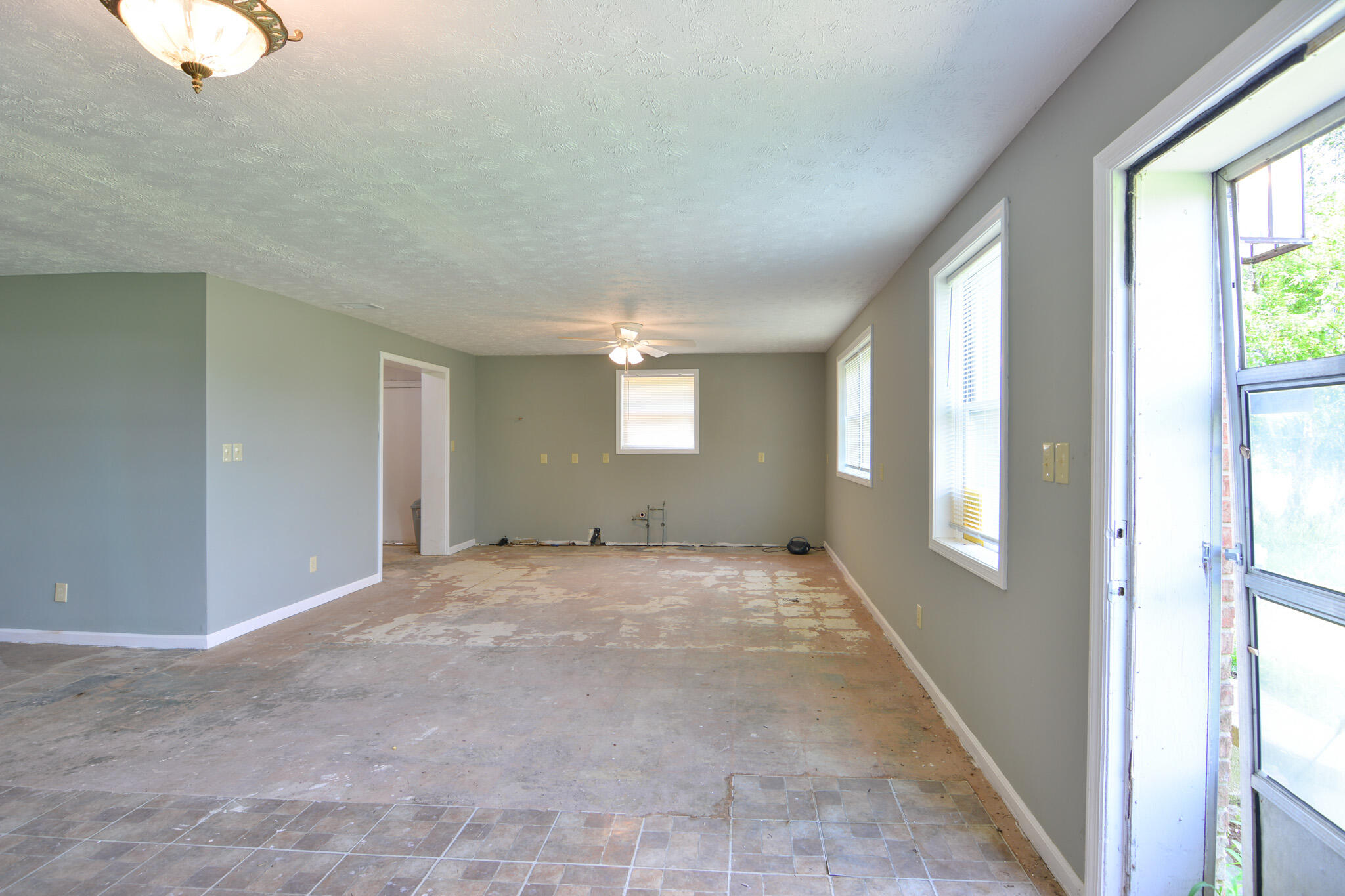 1233 Corman Lane Property Photo 22