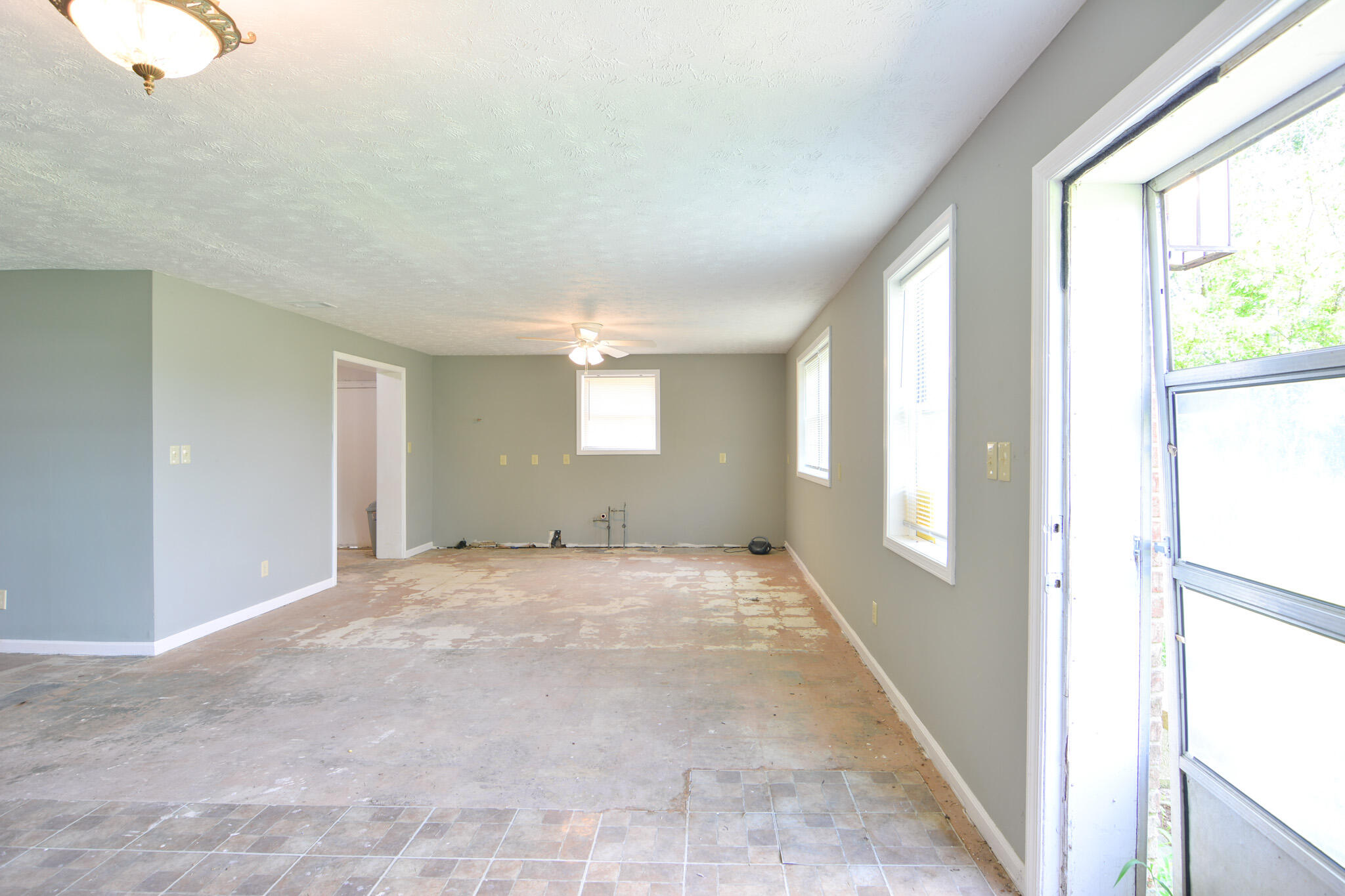 1233 Corman Lane Property Photo 24