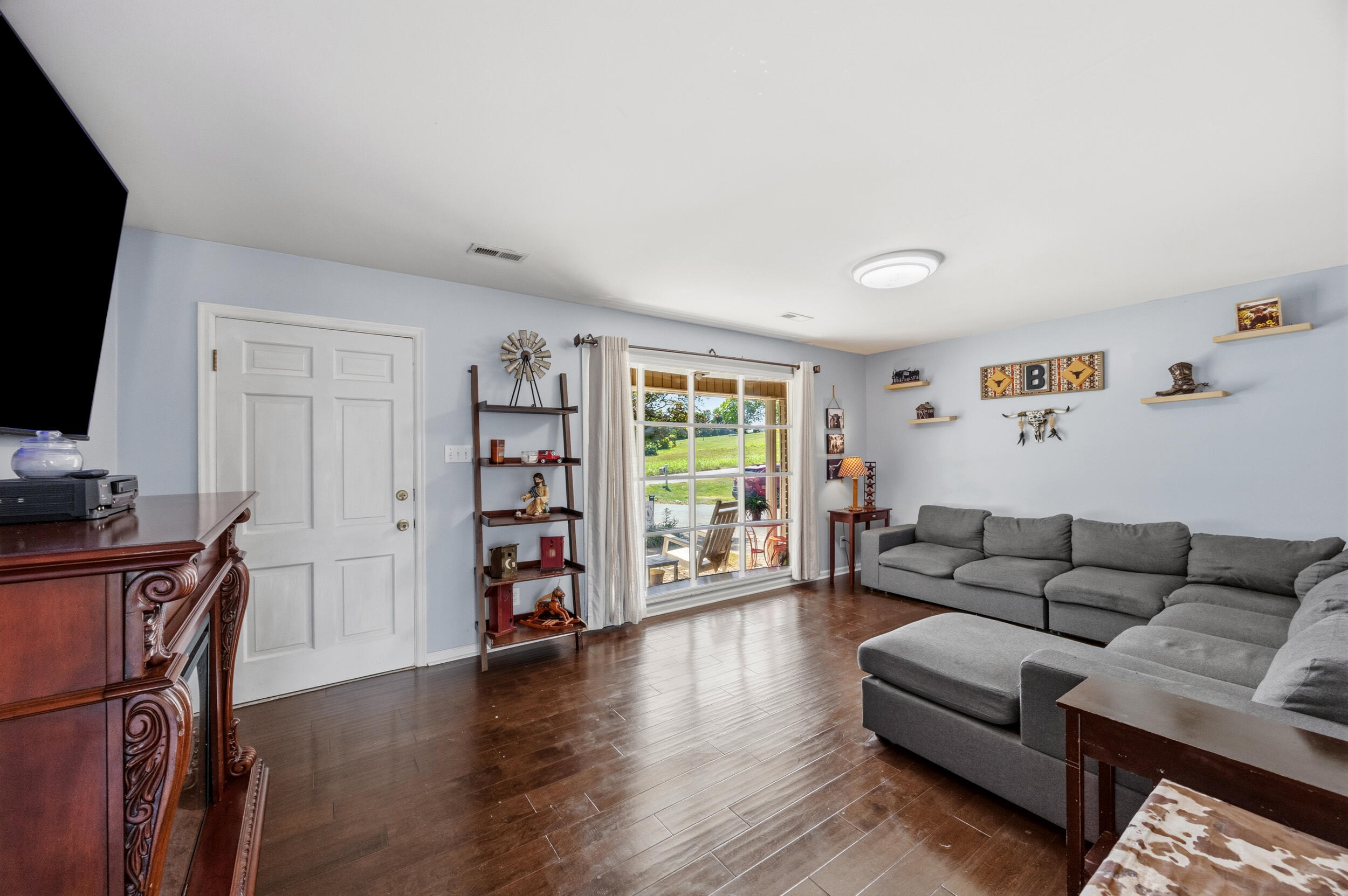 419 Bohon Road Property Photo 5
