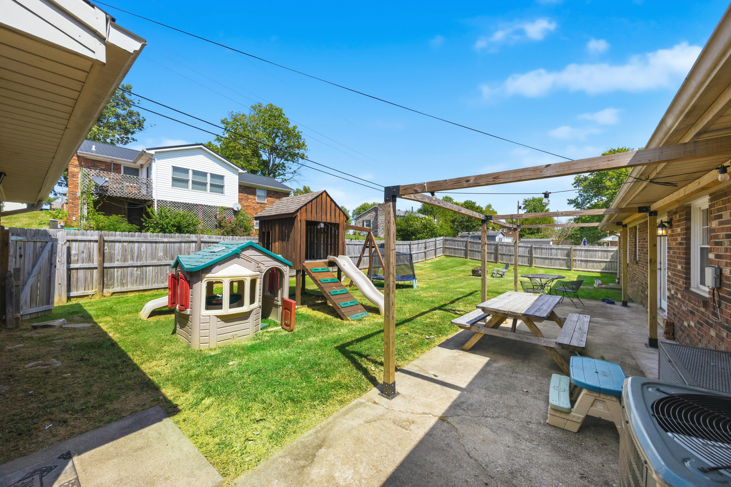 419 Bohon Road Property Photo 32