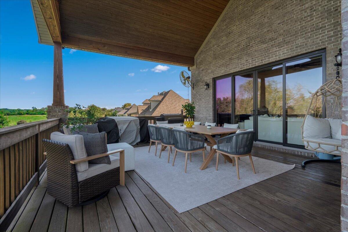 103 Hidden Meadow Lane Property Photo 14