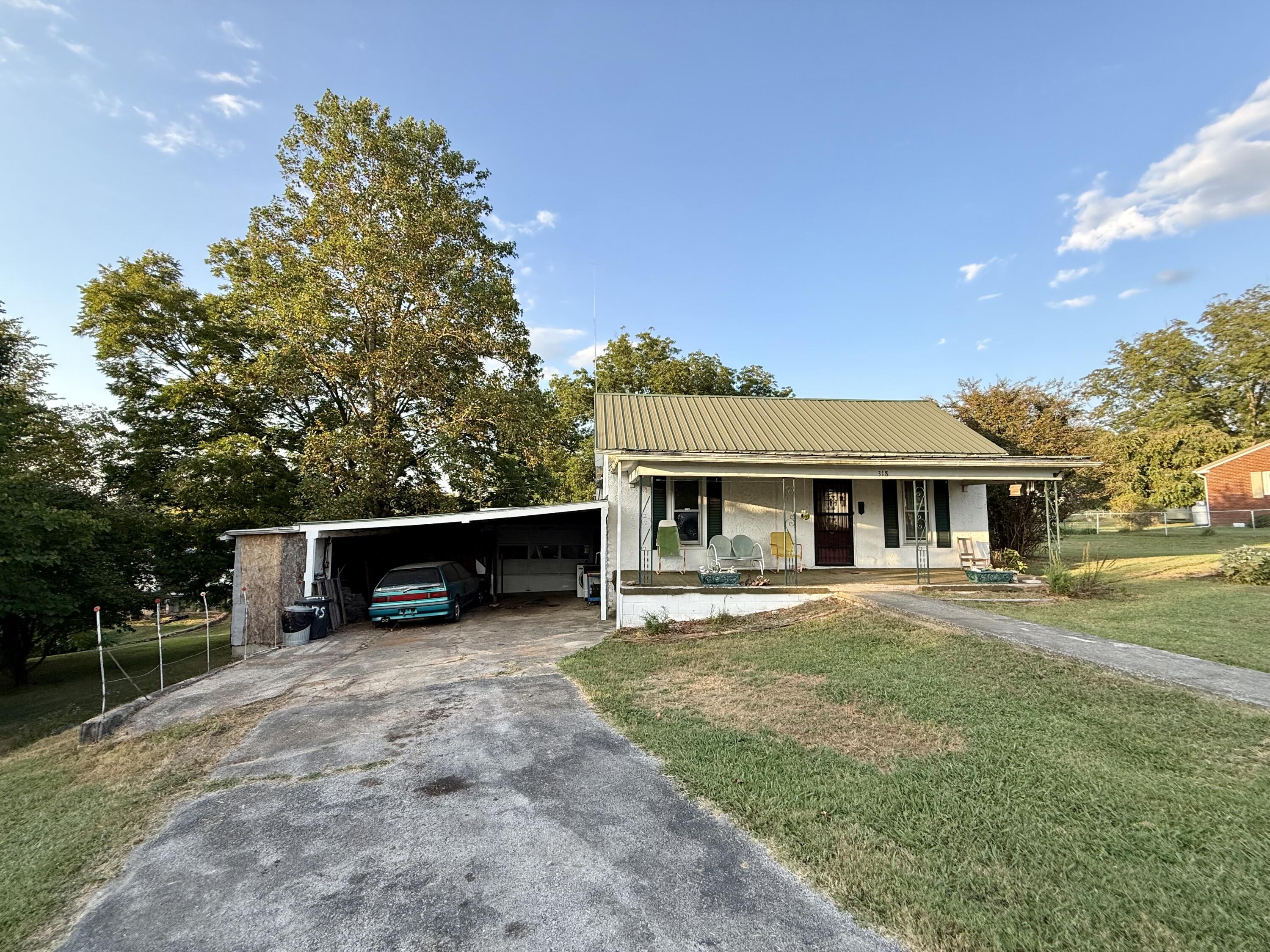 318 Crutchfield Street Property Photo 1