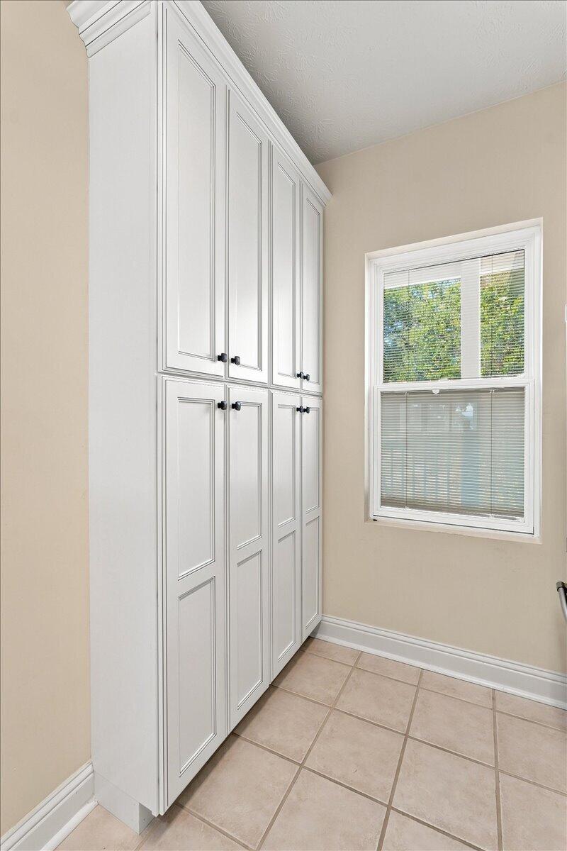 572 Moon Bay Drive #5 Property Photo 5