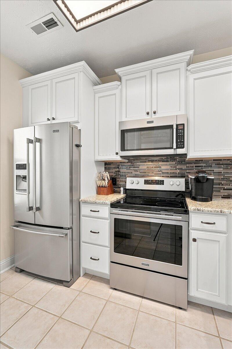 572 Moon Bay Drive #5 Property Photo 6