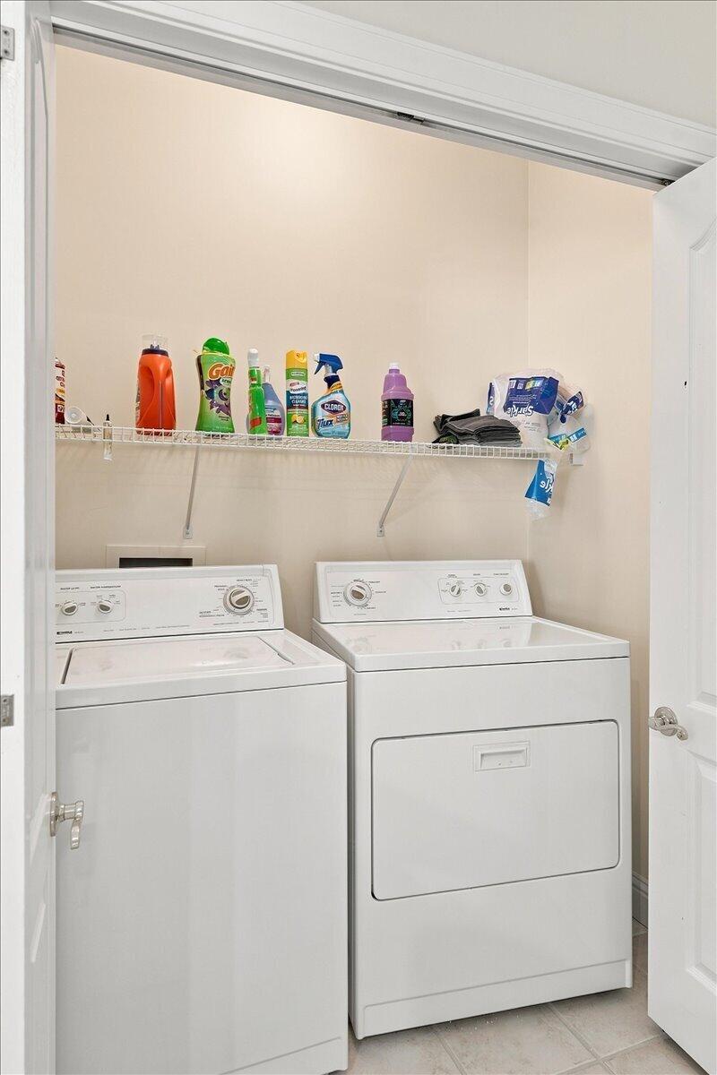 572 Moon Bay Drive #5 Property Photo 12