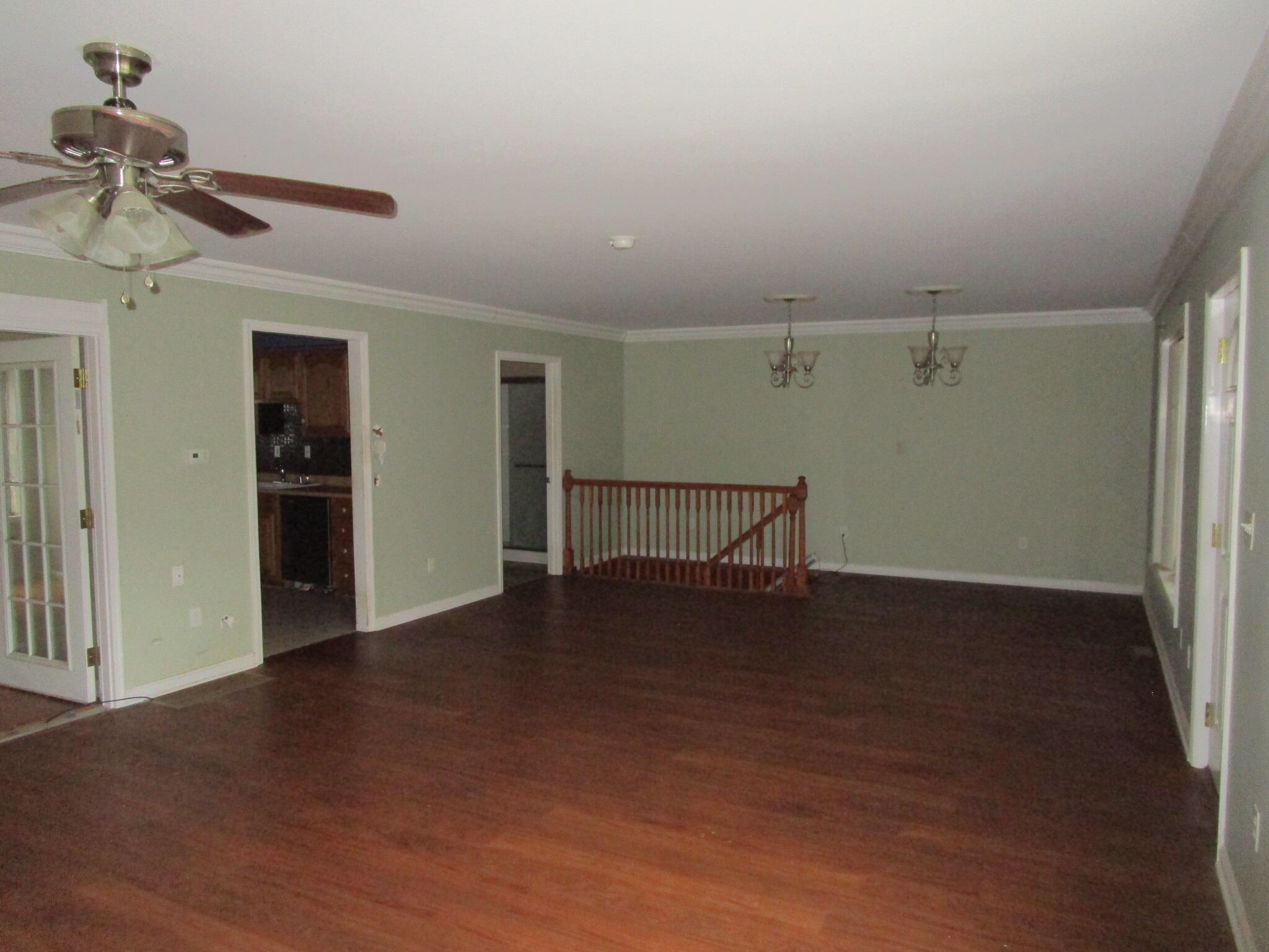 307 Cardinal Court Property Photo 8