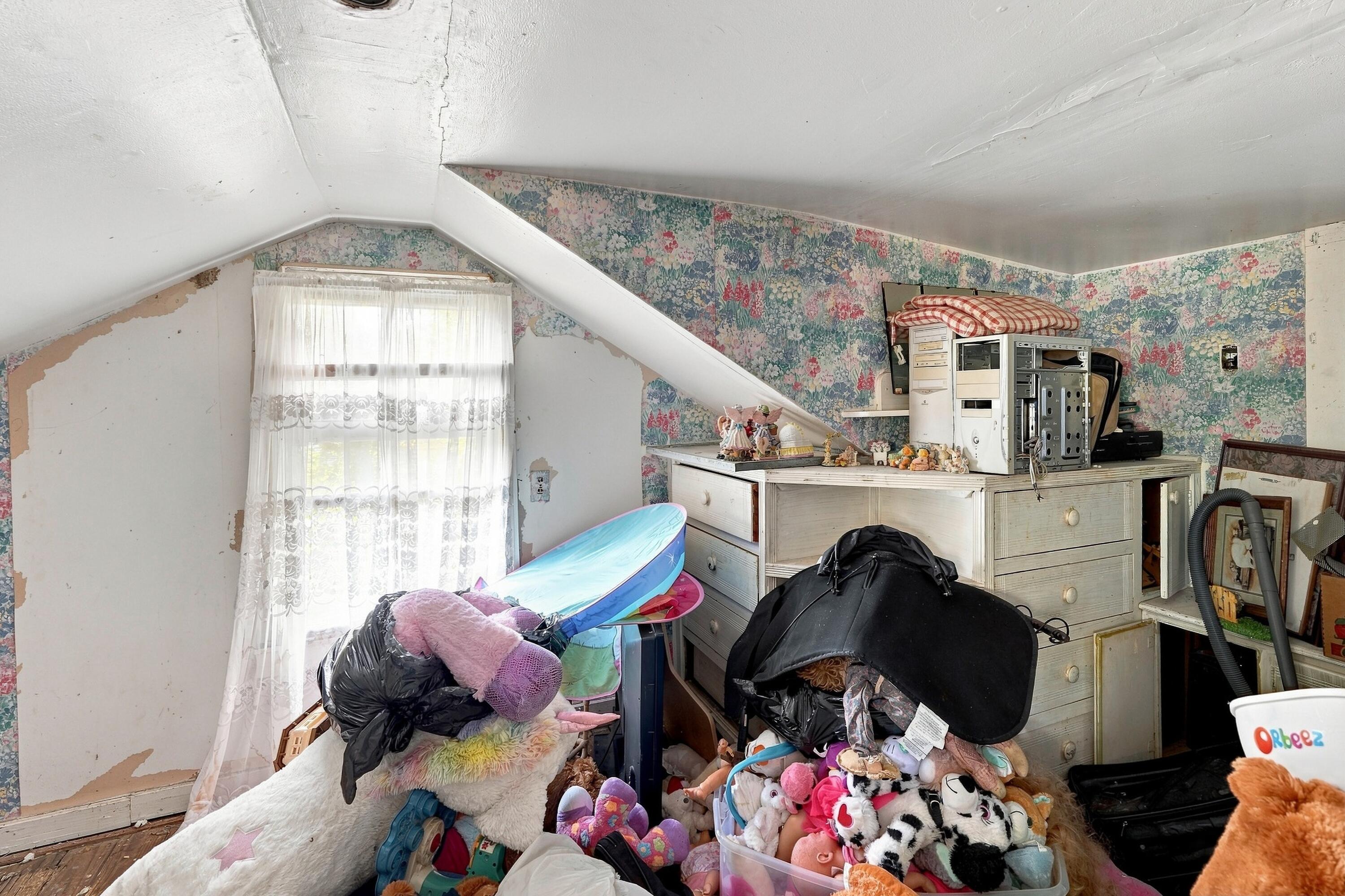 1100 Starke Avenue Property Photo 9