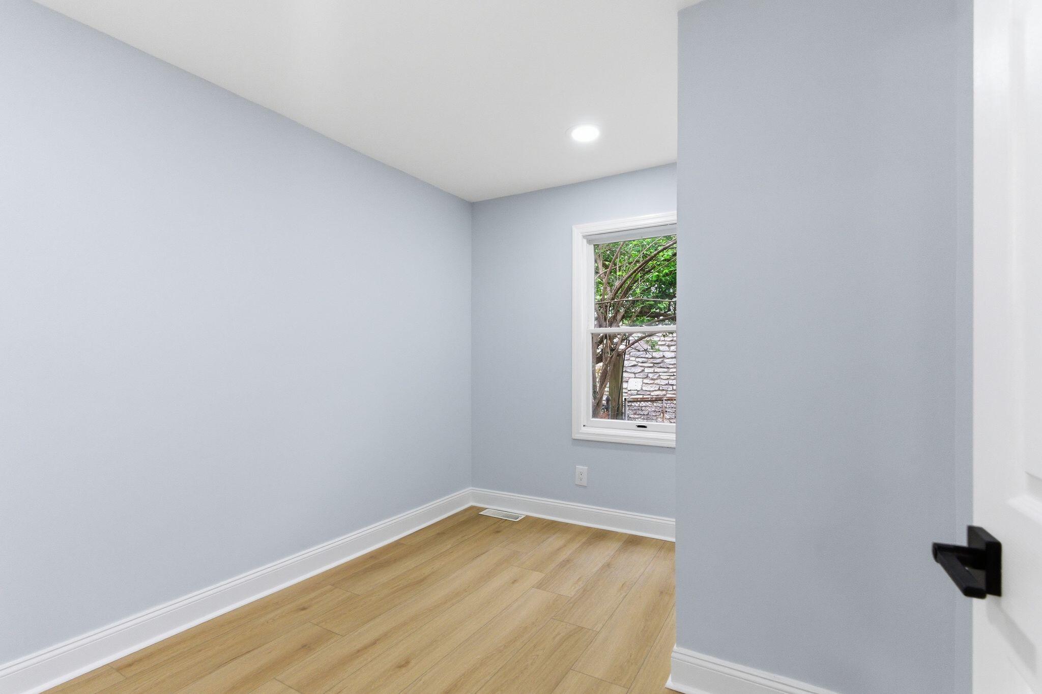 636 Stratford Drive Property Photo 18