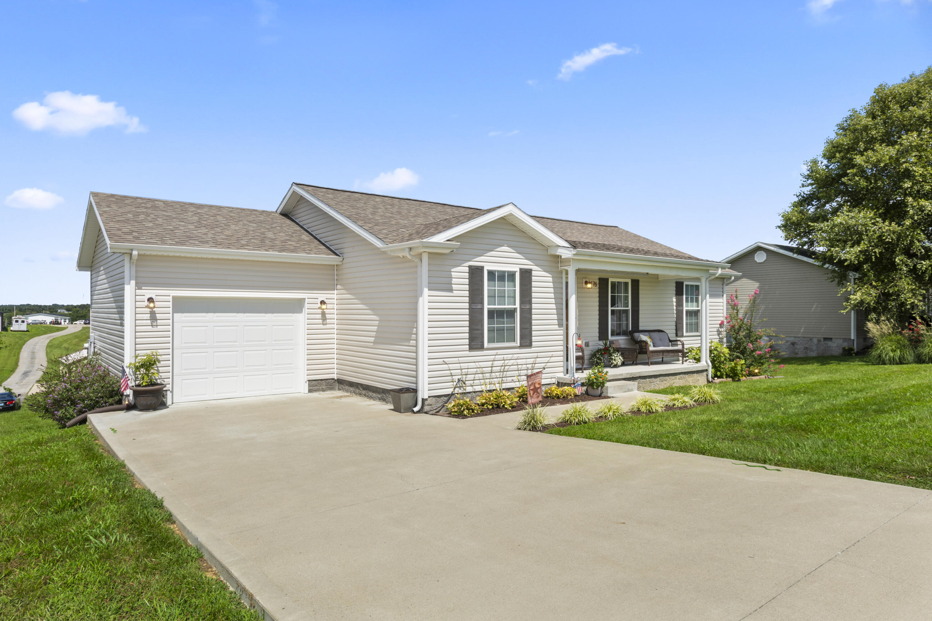176 Mallard Drive Property Photo 2