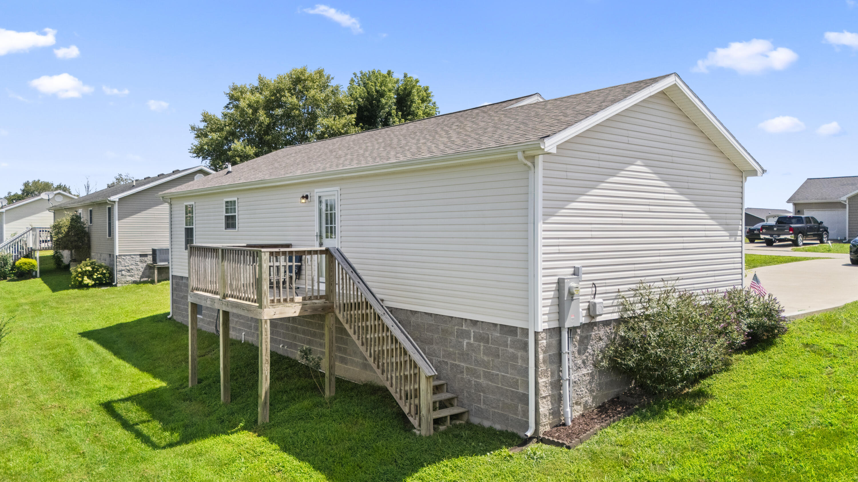 176 Mallard Drive Property Photo 4