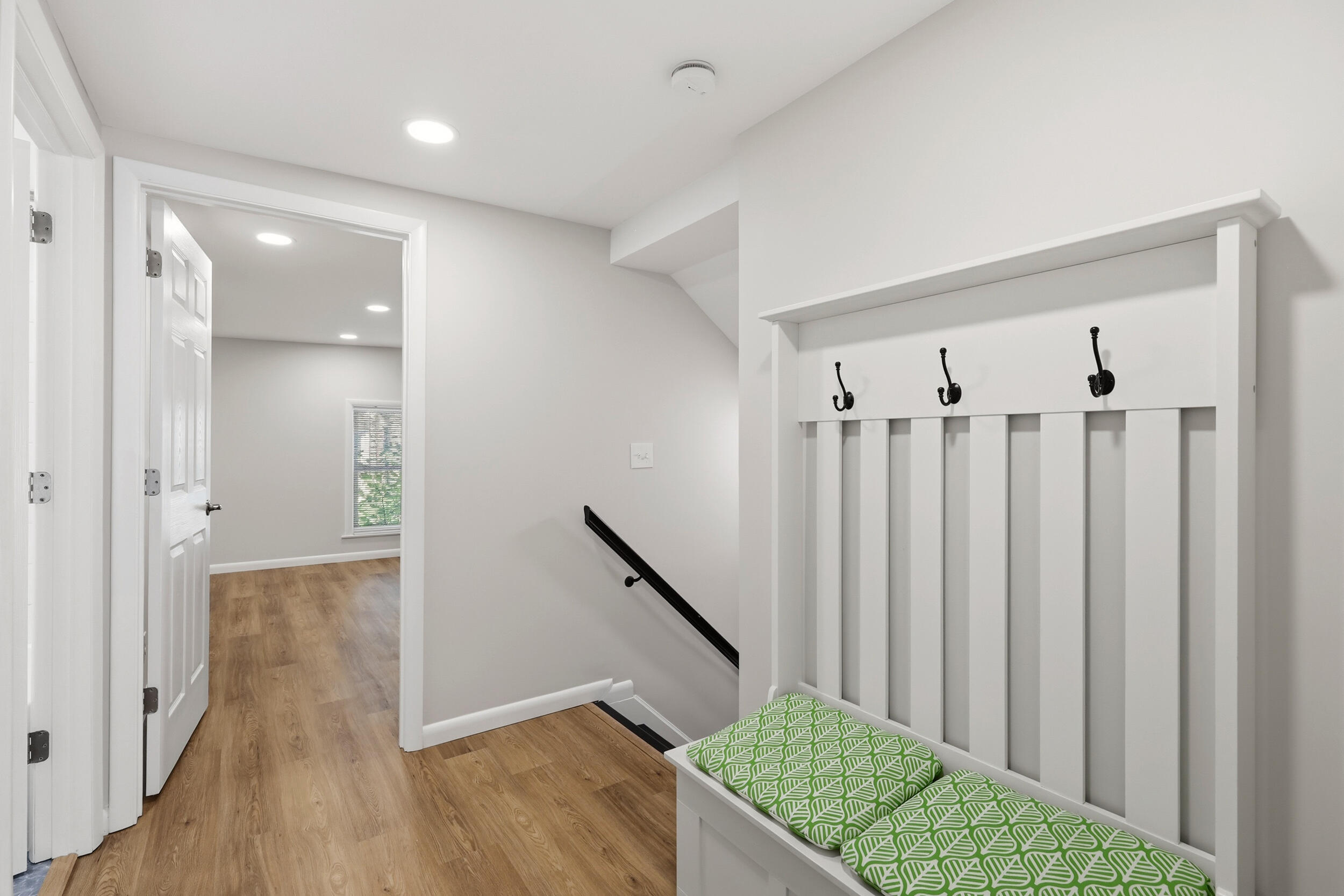 1022 Della Drive Property Photo 24