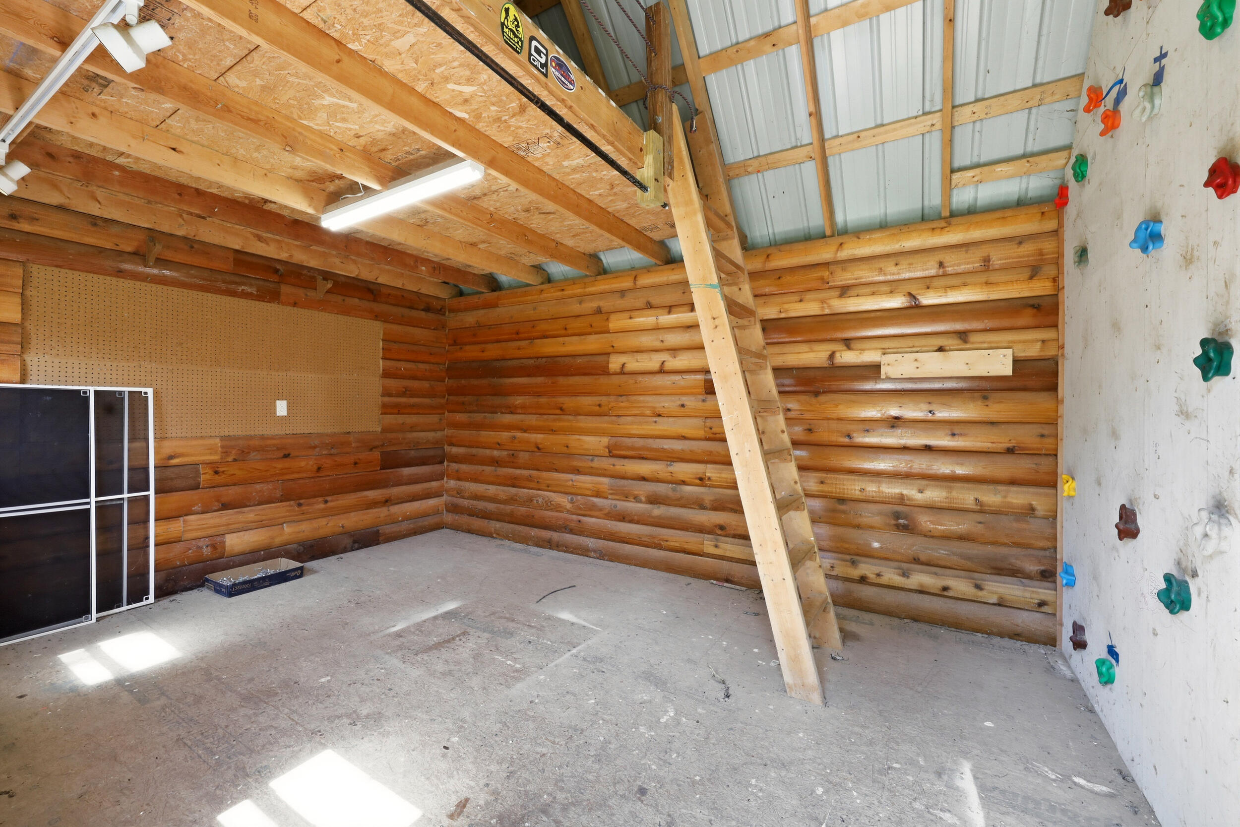1022 Della Drive Property Photo 38