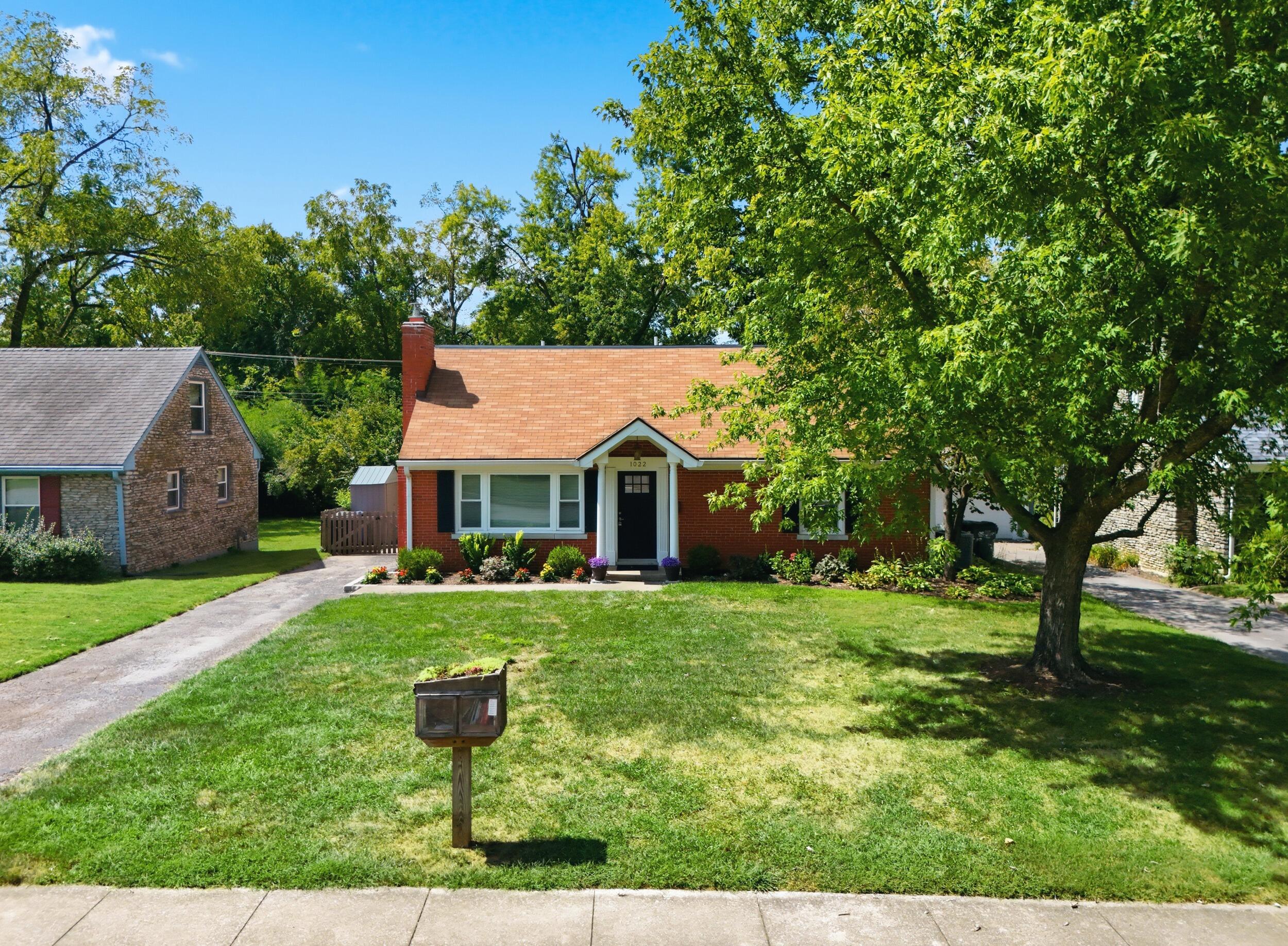 1022 Della Drive Property Photo 42