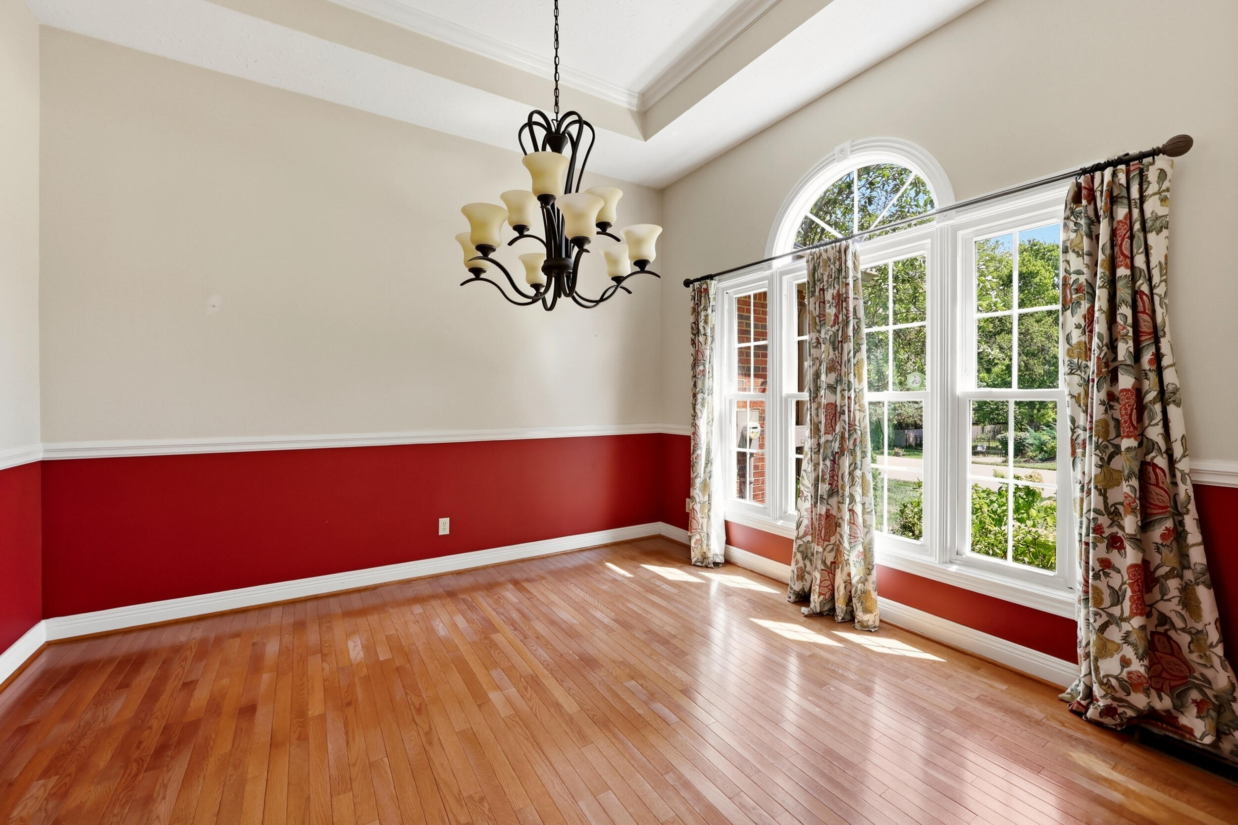 105 Deer Run Property Photo 8
