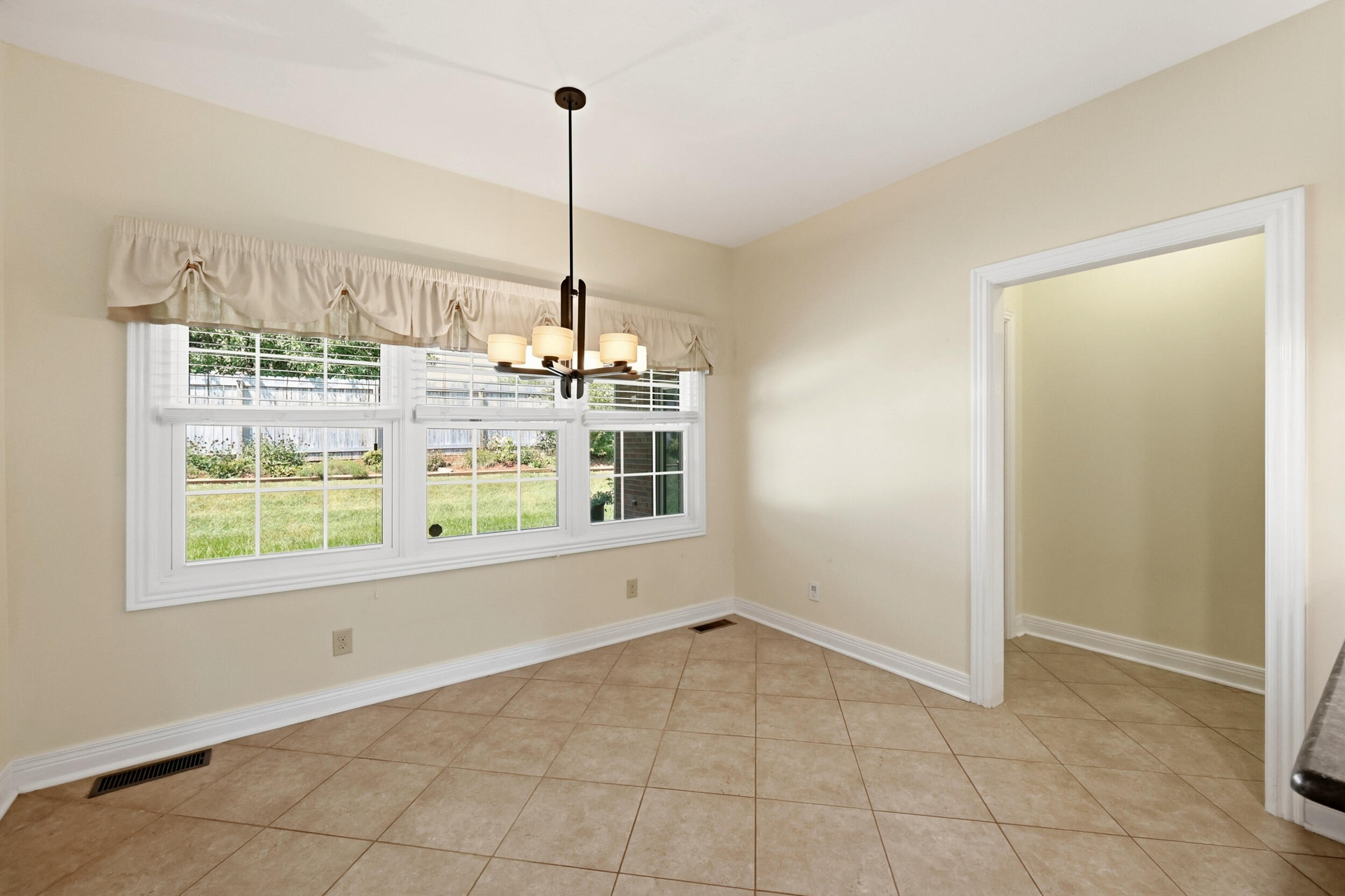 105 Deer Run Property Photo 18
