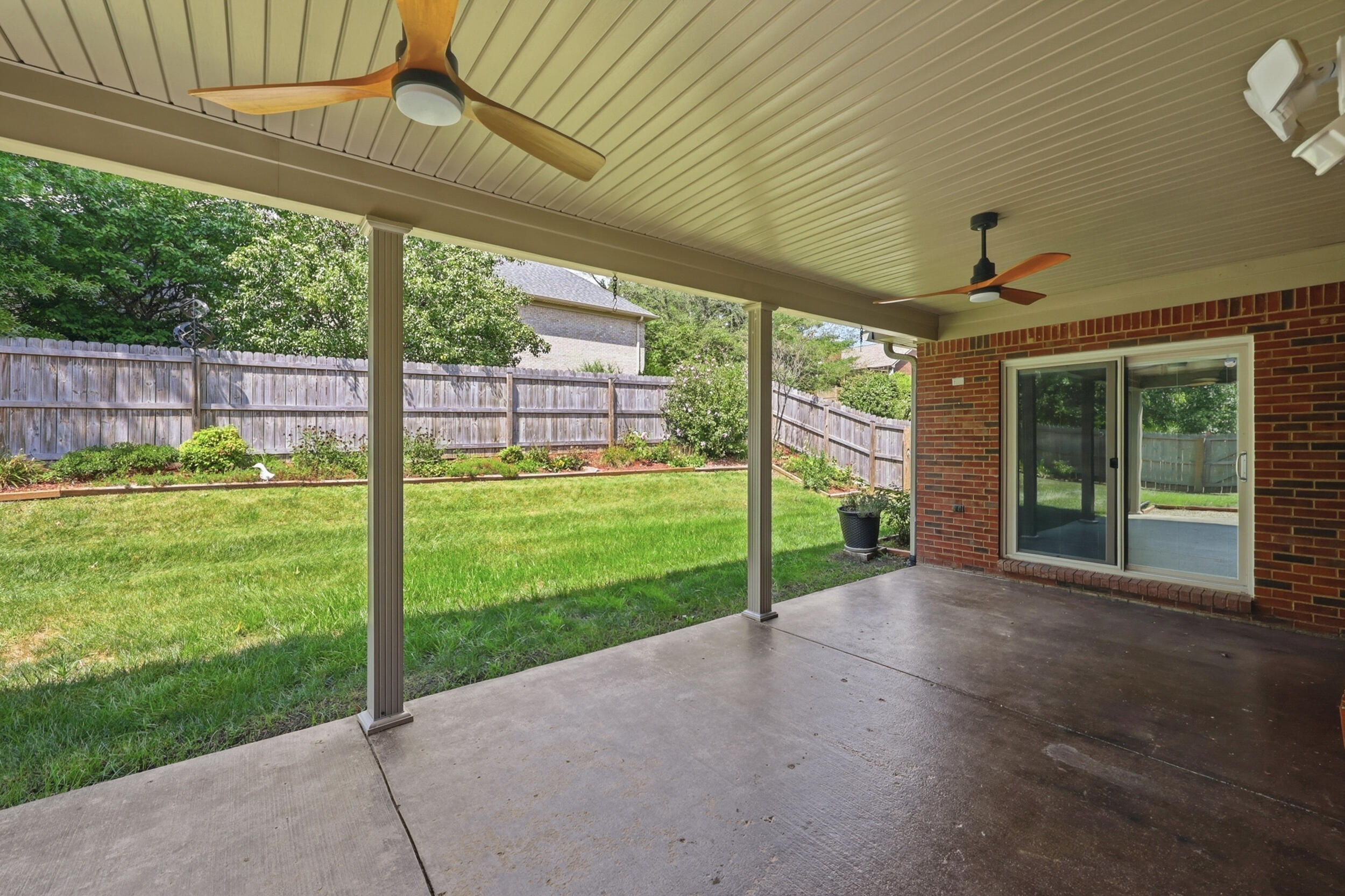 105 Deer Run Property Photo 43