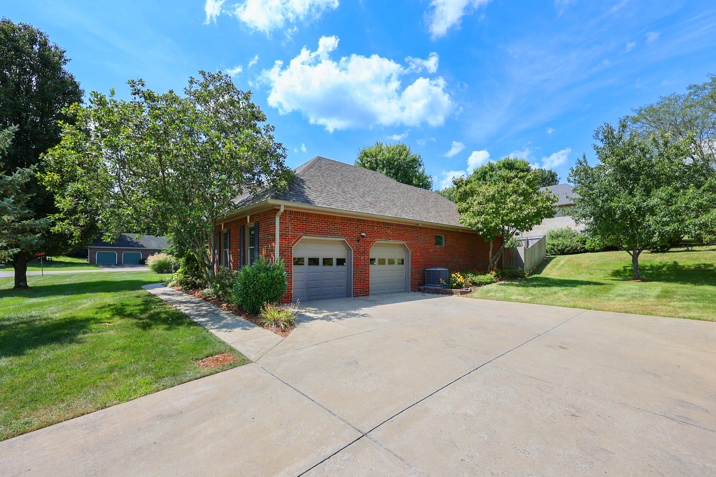 105 Deer Run Property Photo 52