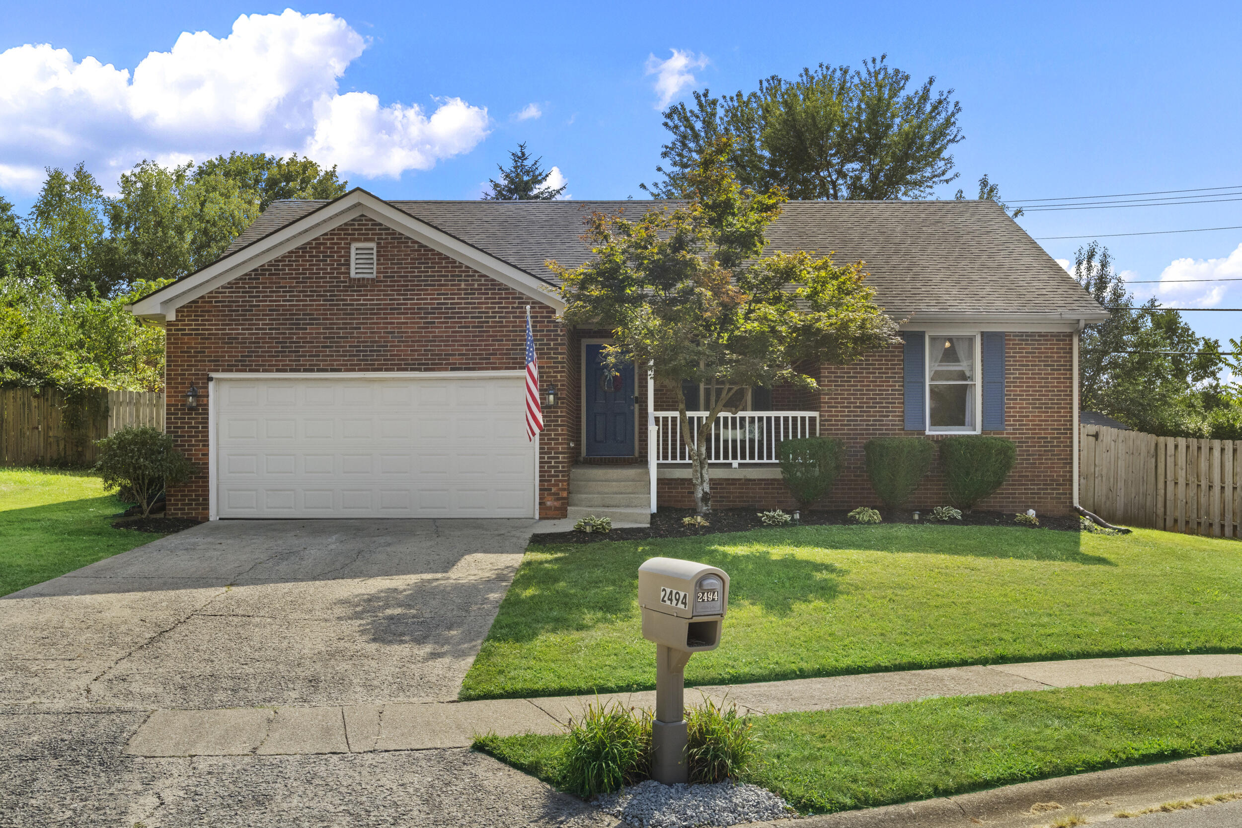 2494 Harrods Pointe Trace Property Photo 2