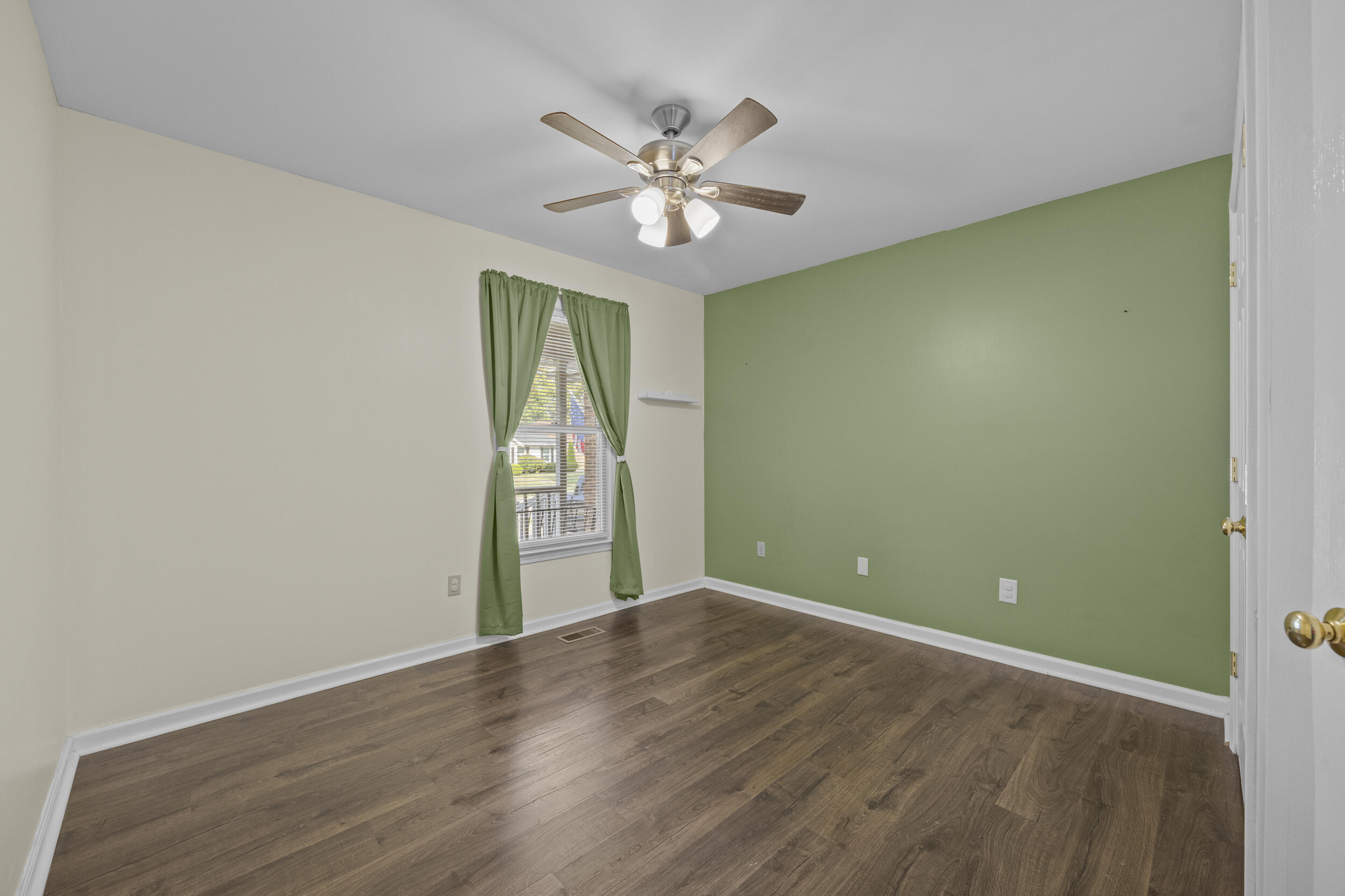 2494 Harrods Pointe Trace Property Photo 14