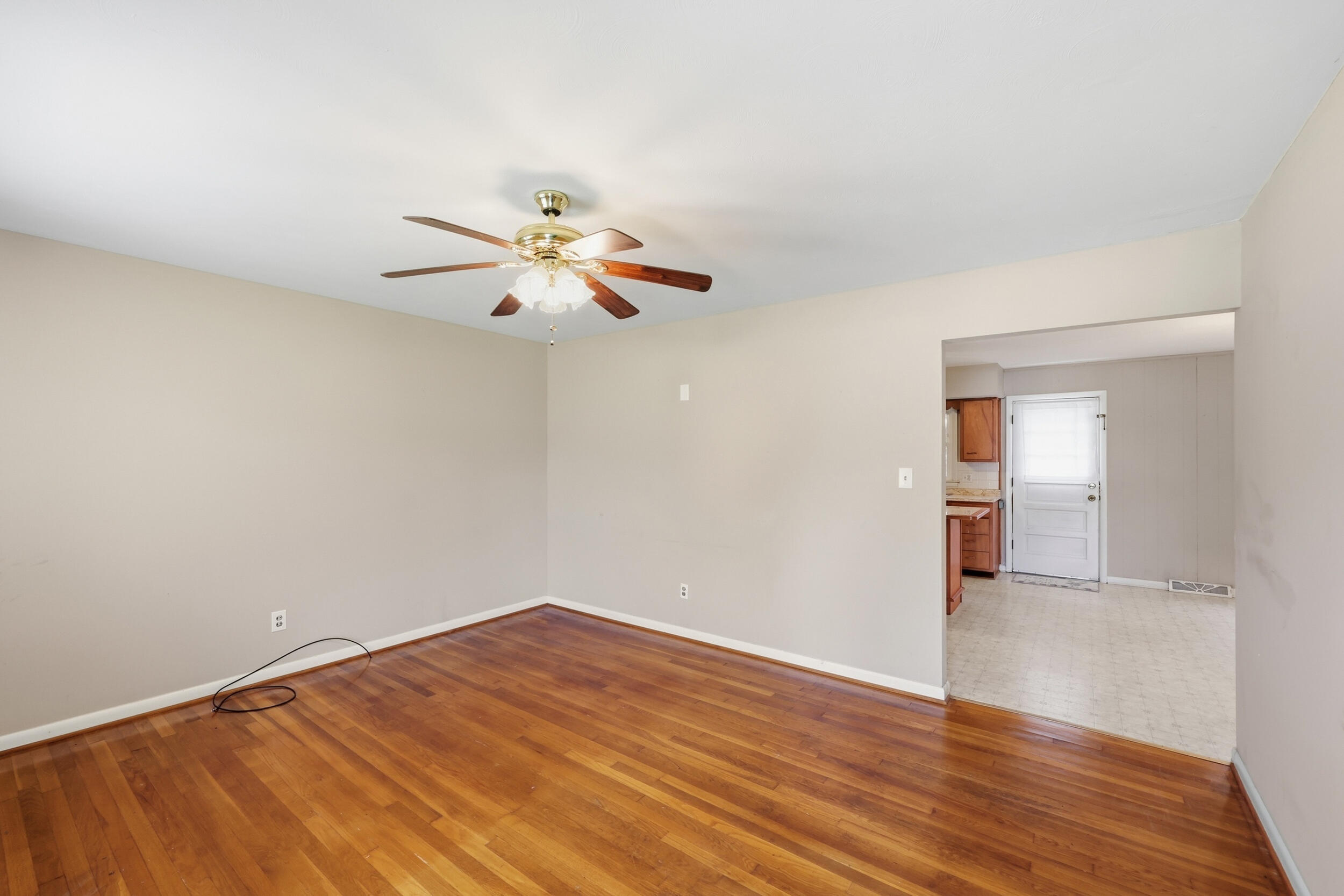 502 Alta Avenue Property Photo 3