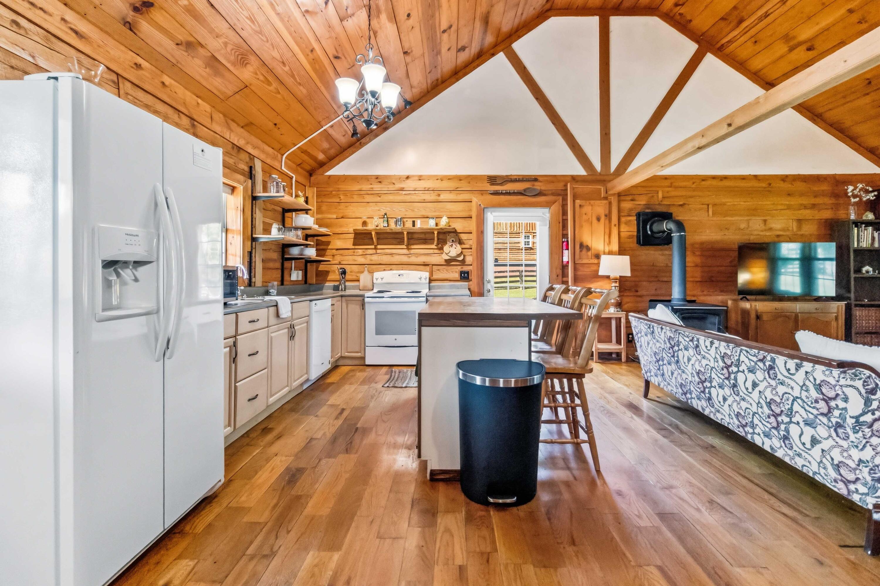1575 Vaughn Ridge Road Property Photo 15