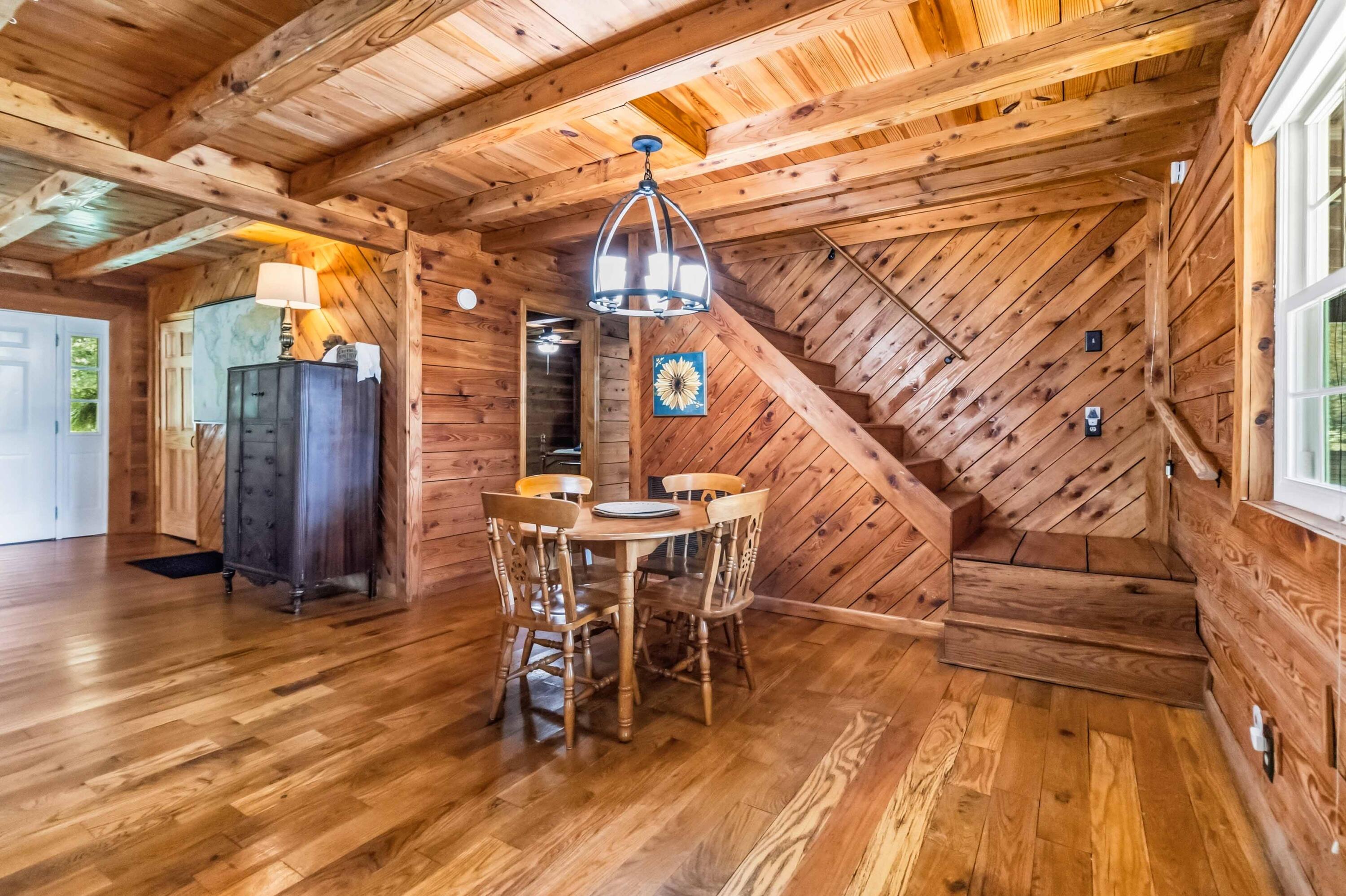 1575 Vaughn Ridge Road Property Photo 17