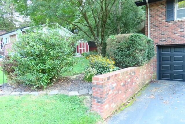 645 Whitaker Street Property Photo 33