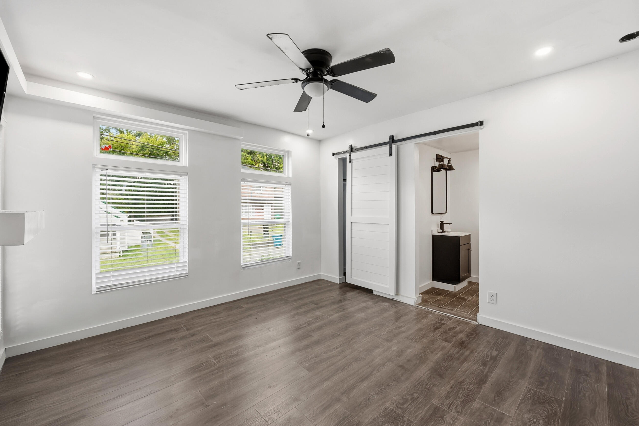 418 Grant Street Property Photo 24
