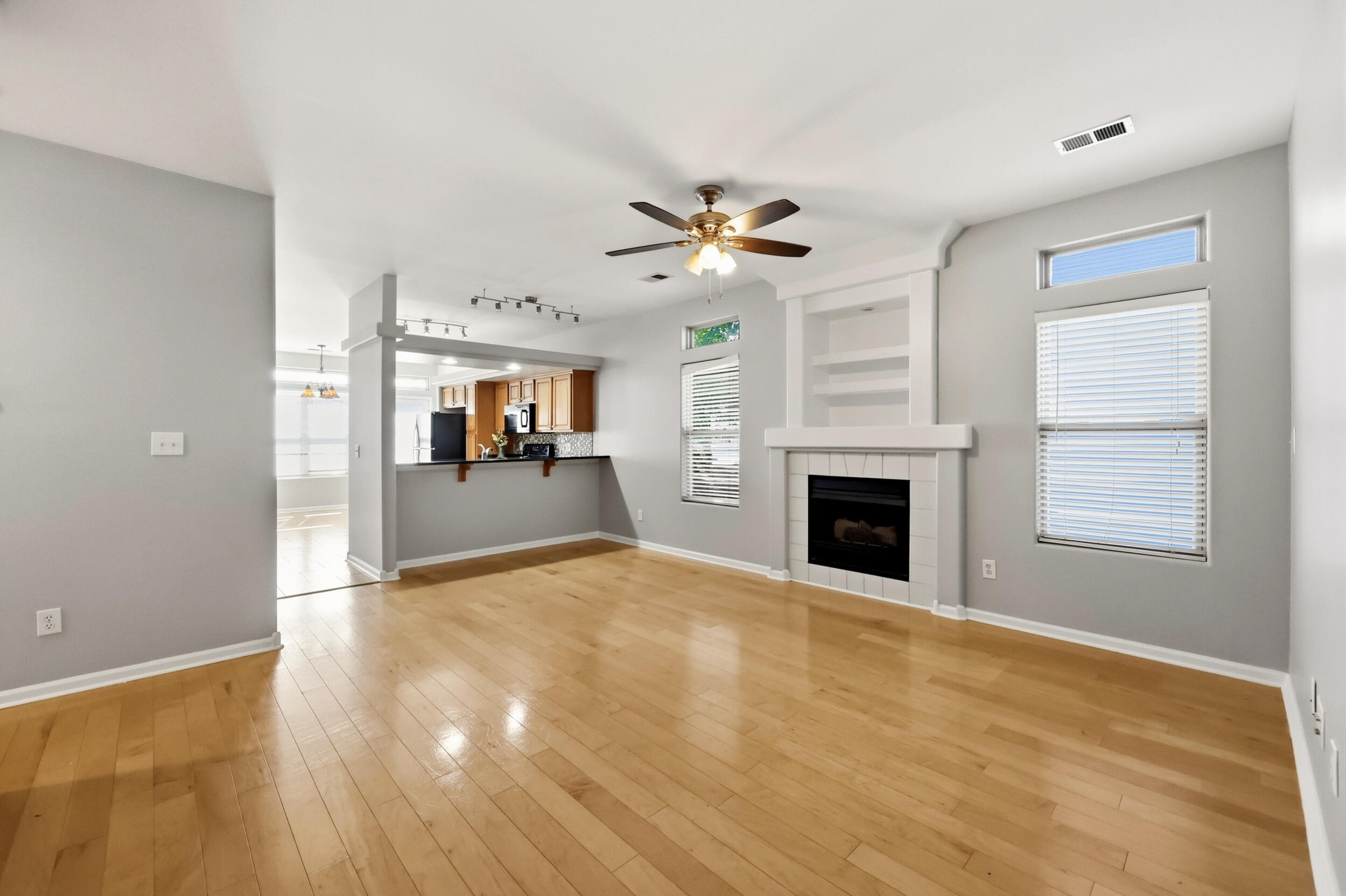 336 Silver Creek Way Property Photo 9