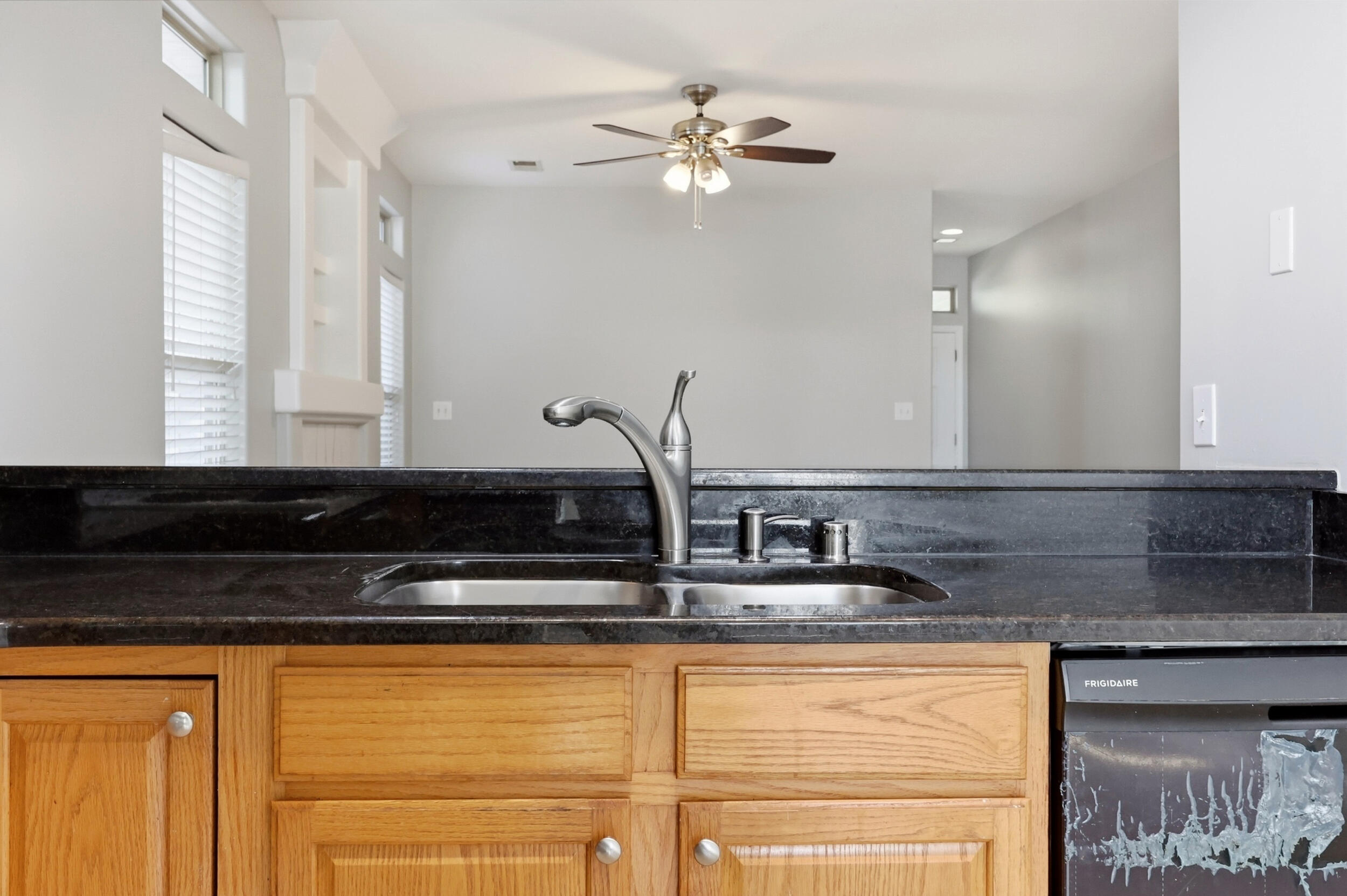 336 Silver Creek Way Property Photo 15