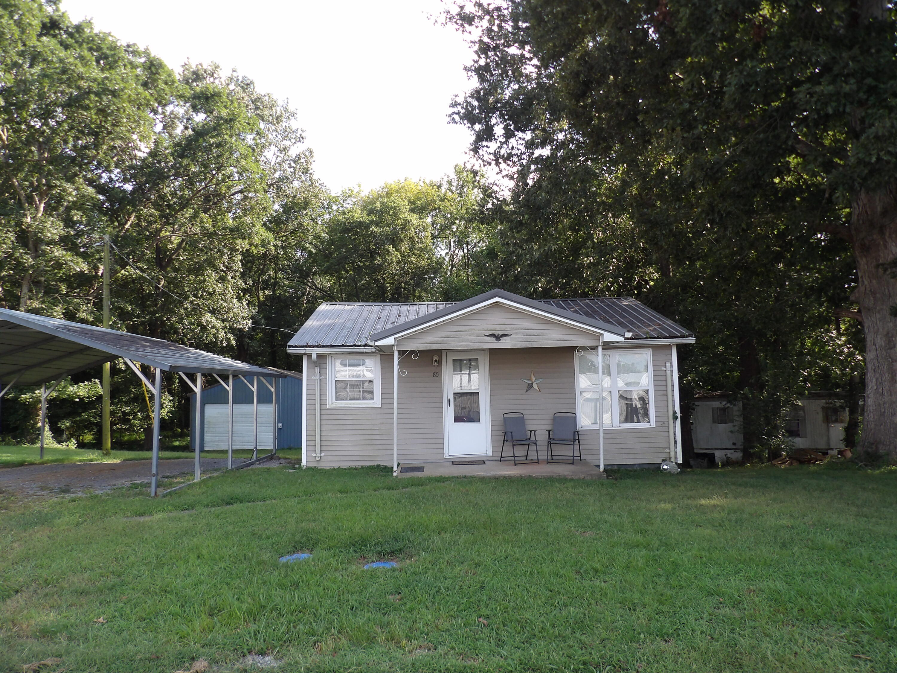 85 Calvert City Circle Property Photo 1