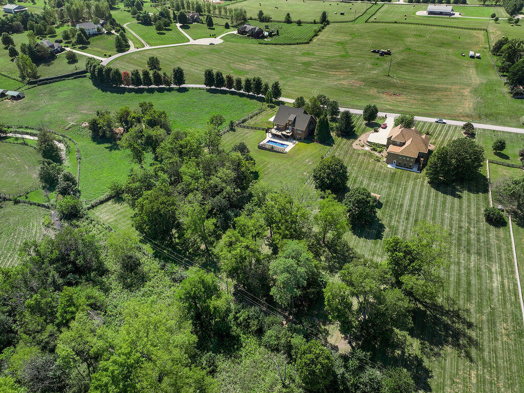136 Seahawk Trail Property Photo 11