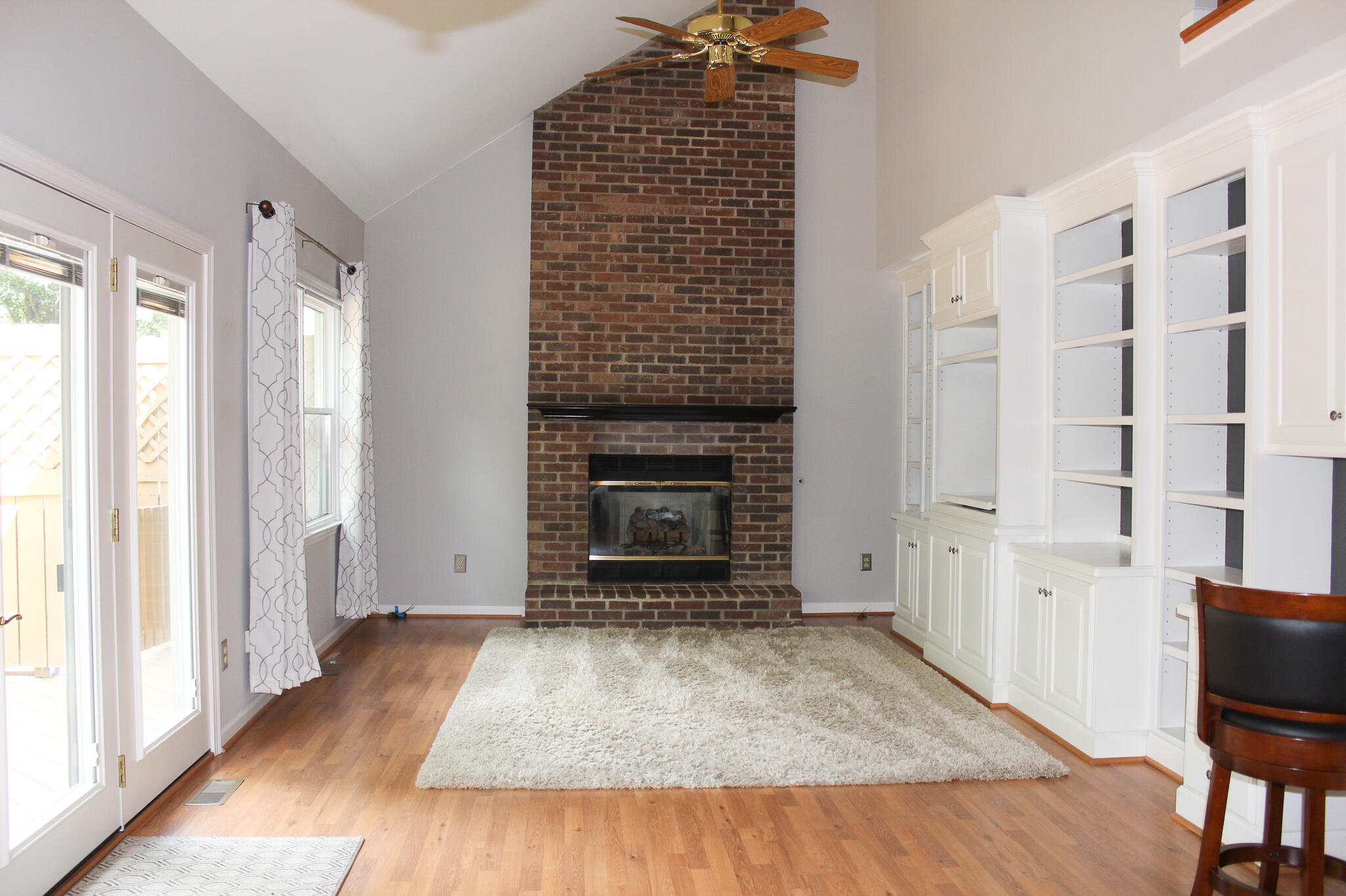 3873 Barnard Drive Property Photo 9