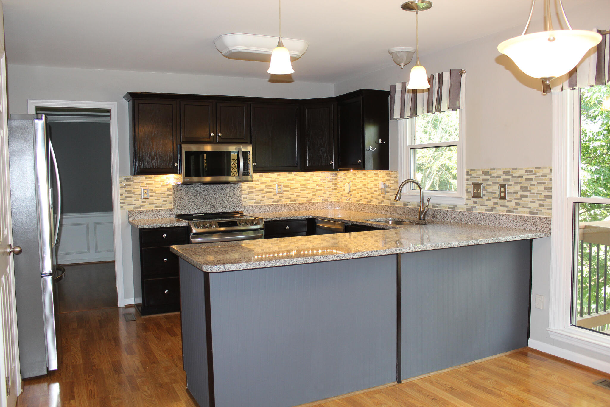 3873 Barnard Drive Property Photo 10