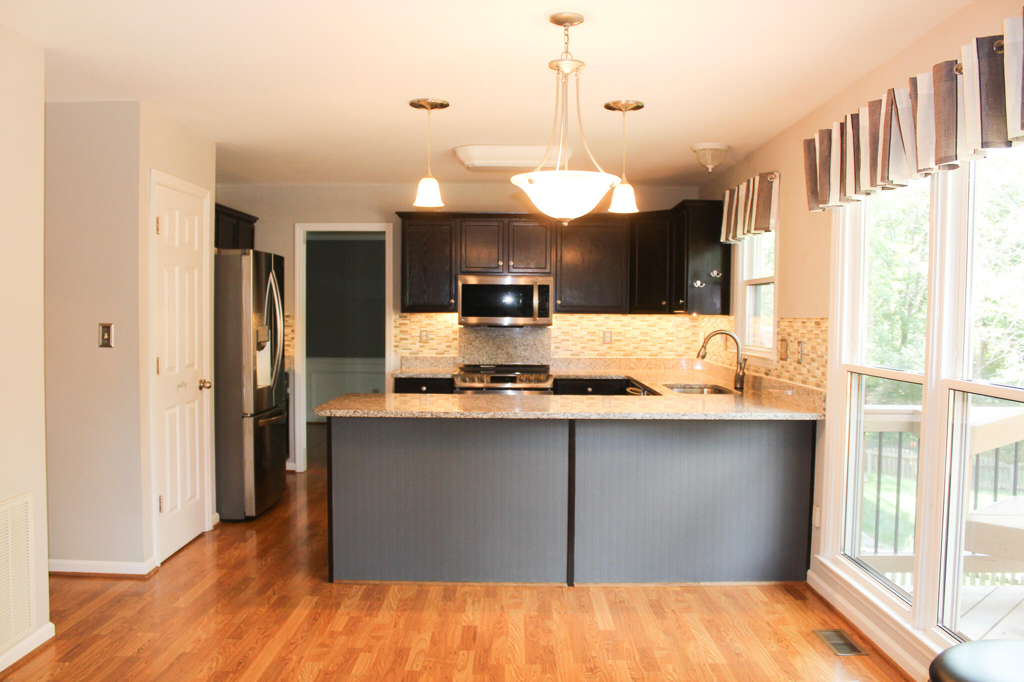 3873 Barnard Drive Property Photo 11
