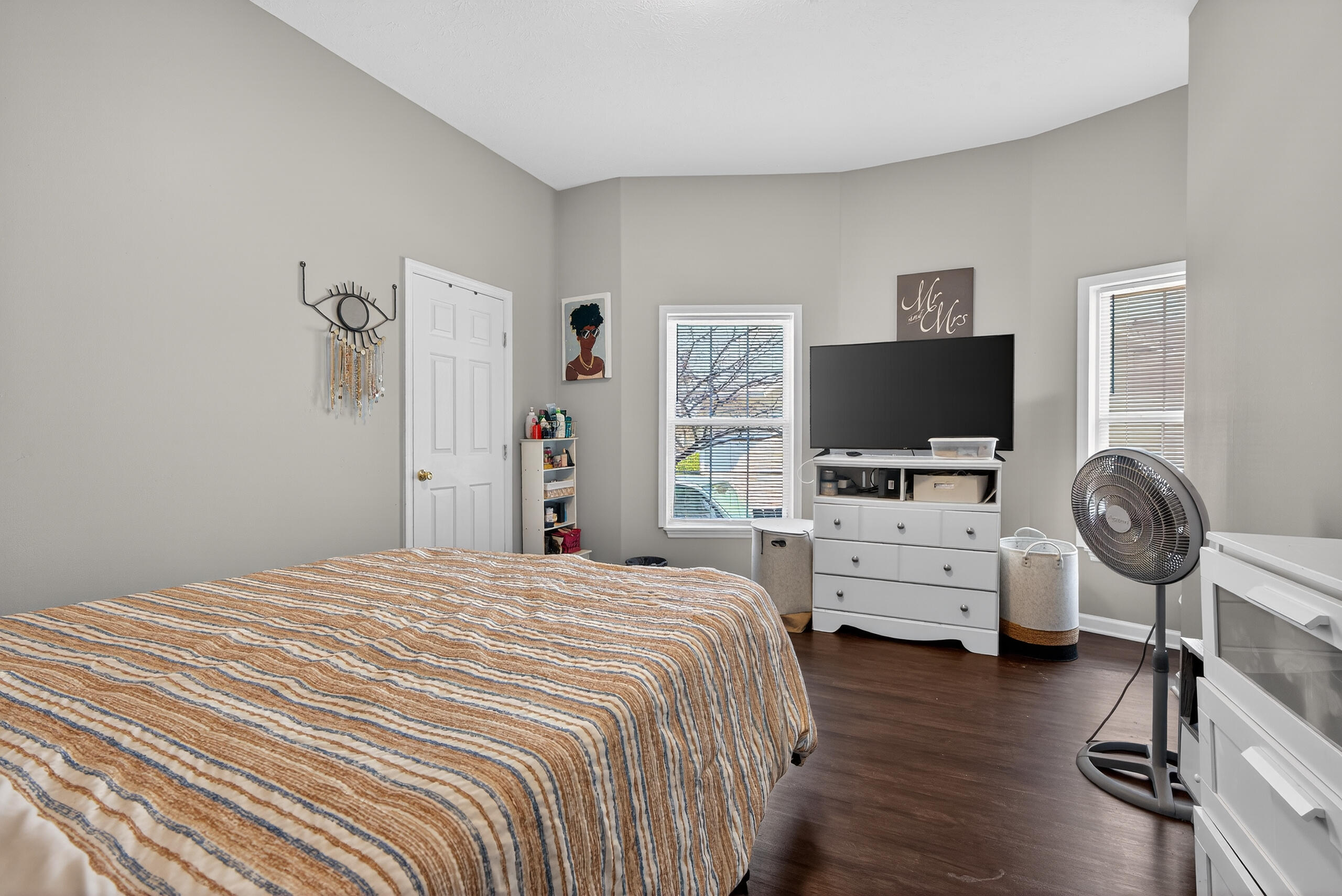 270 Sherman Avenue Property Photo 12