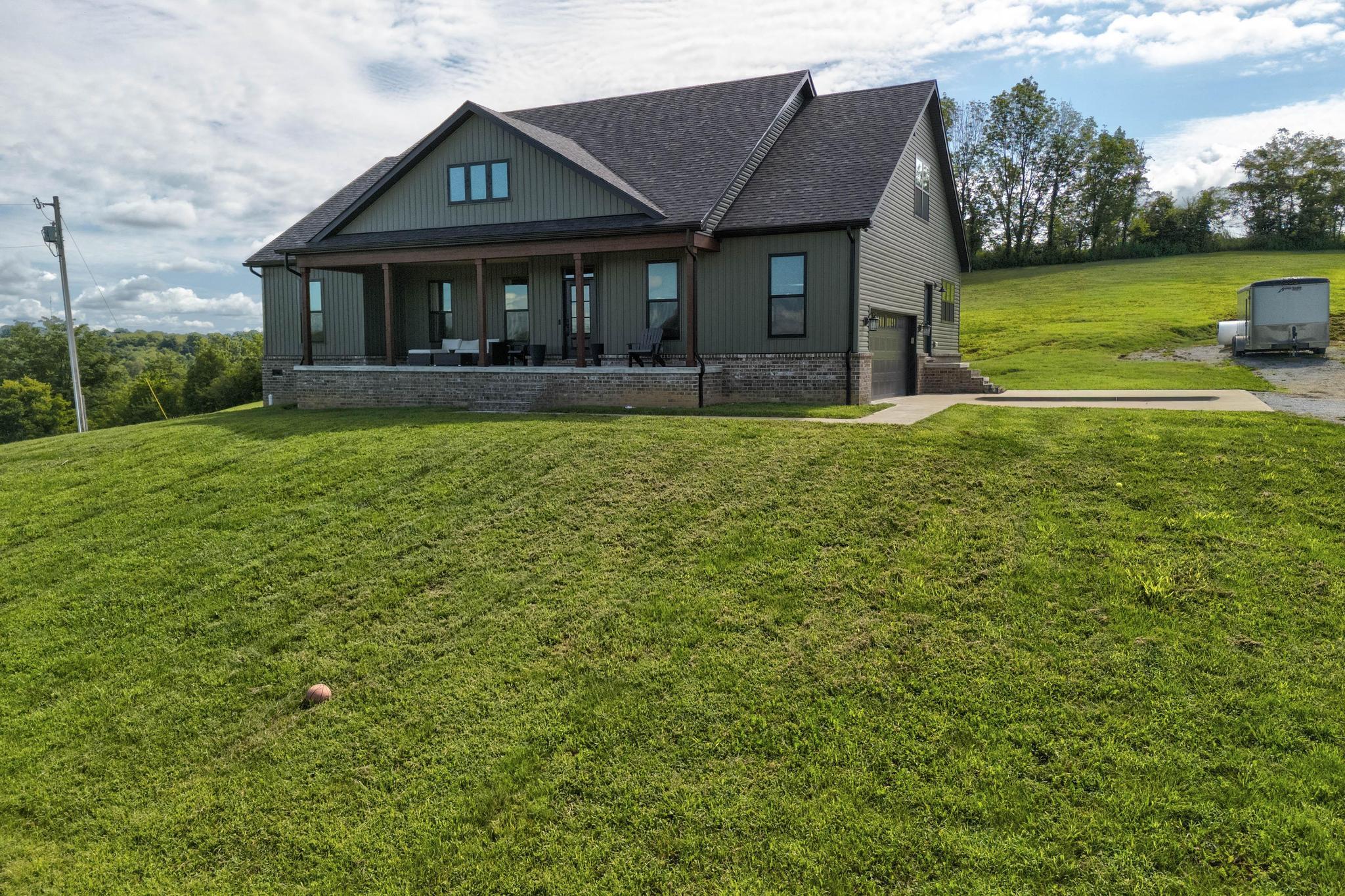 4200 Stepstone Road Property Photo 12
