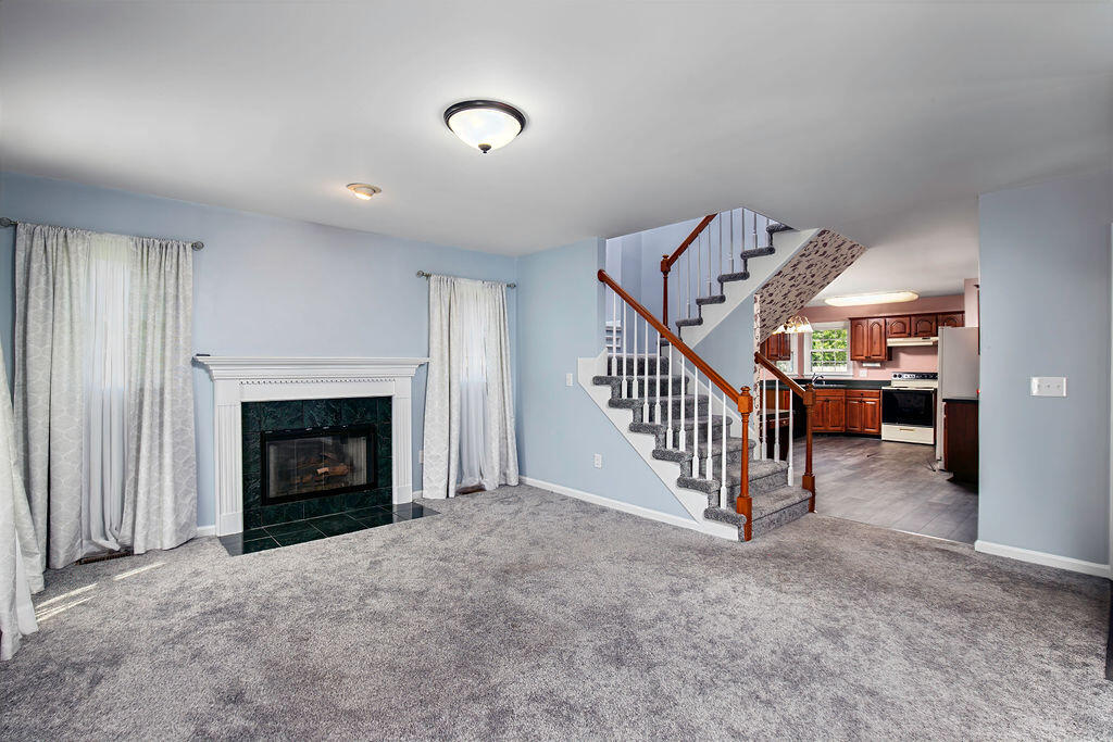 3129 Comanche Trail Property Photo 10