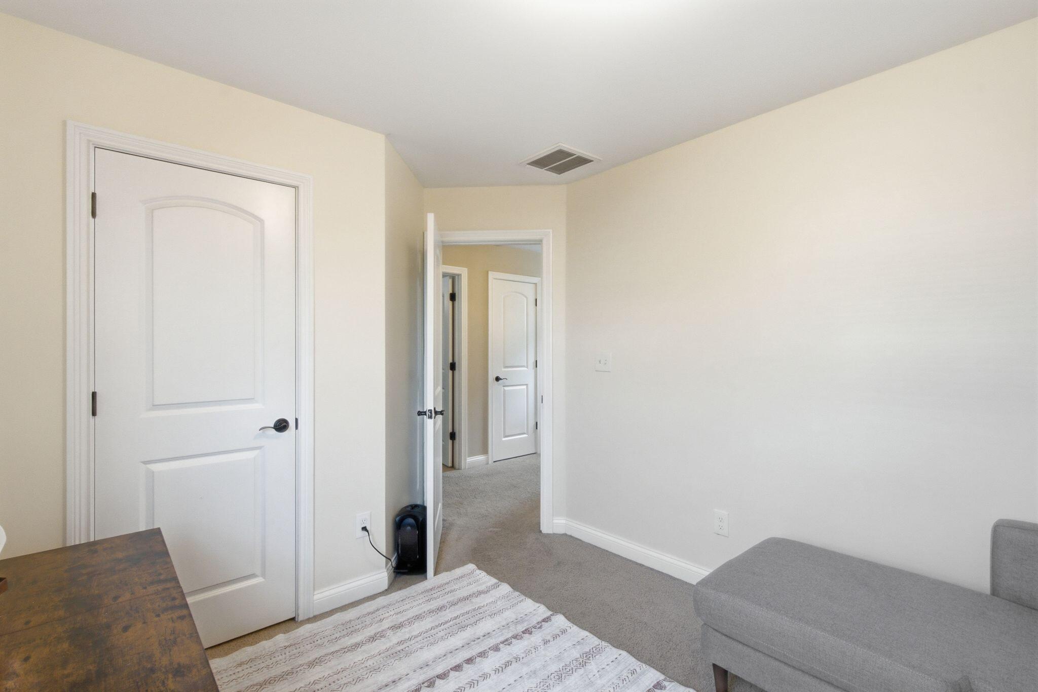 417 White Oak Trace Property Photo 30