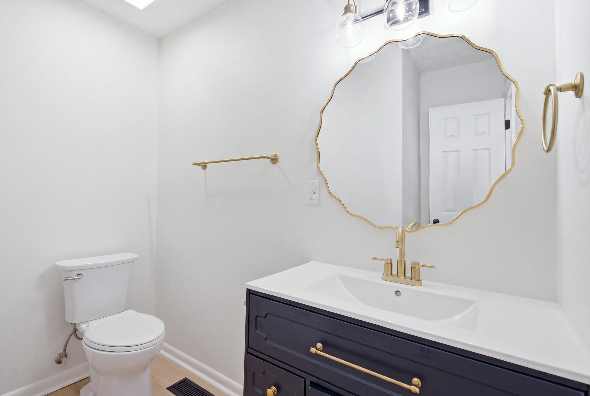 3500 Warwick Drive 24 Property Photo 14