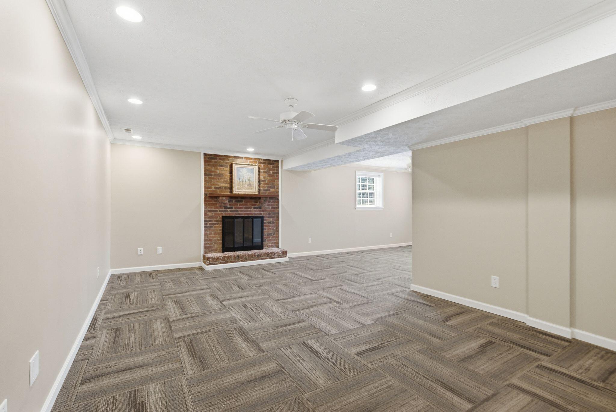 3385 Fraserdale Drive Property Photo 25