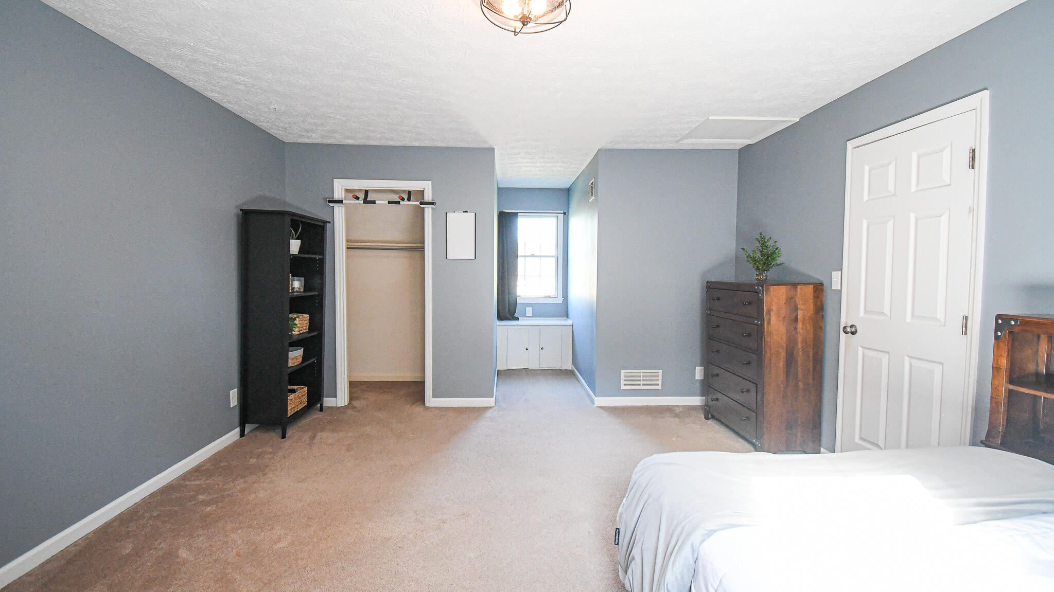 1055 Twelve Oaks Drive Property Photo 35