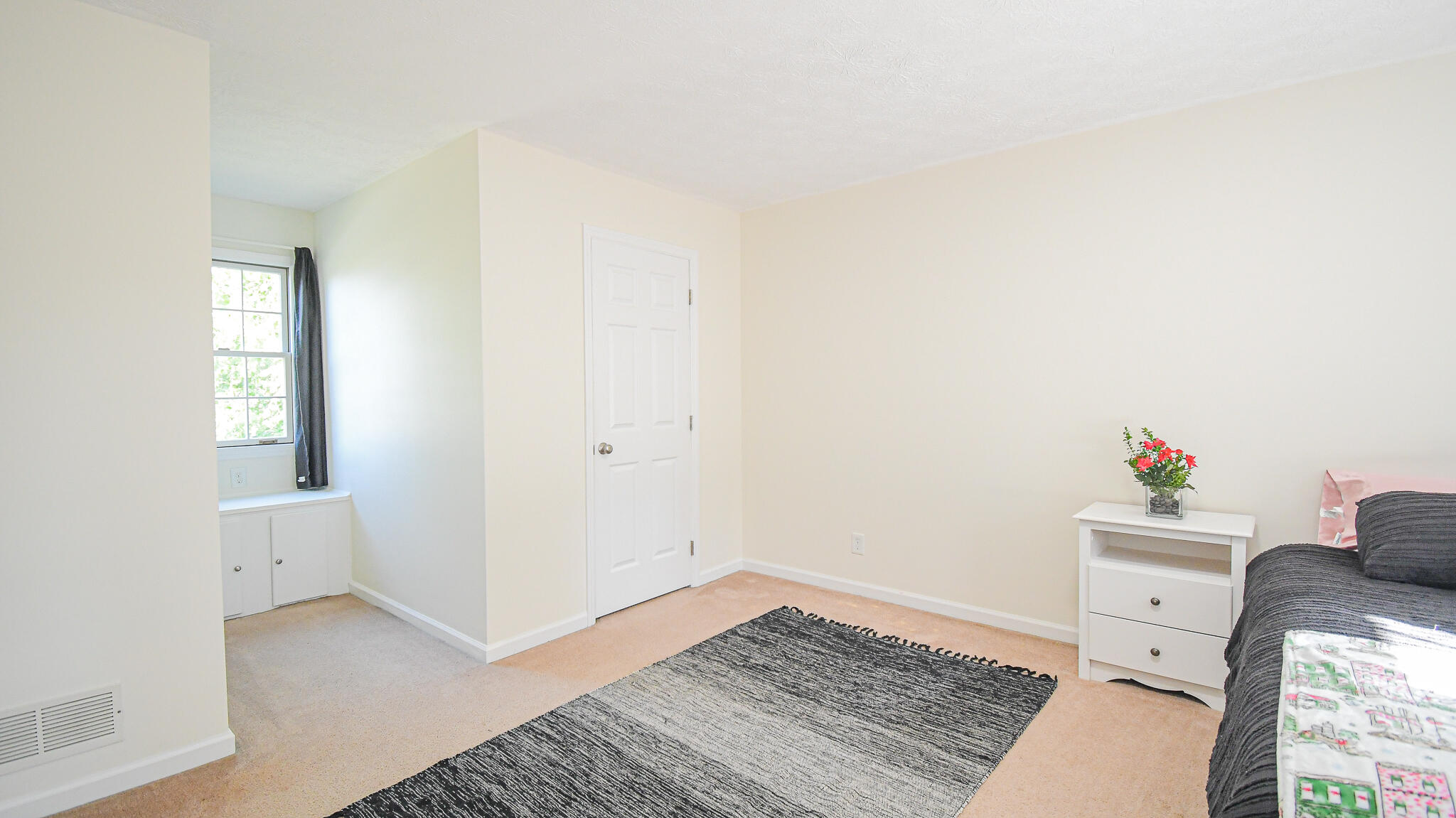 1055 Twelve Oaks Drive Property Photo 42