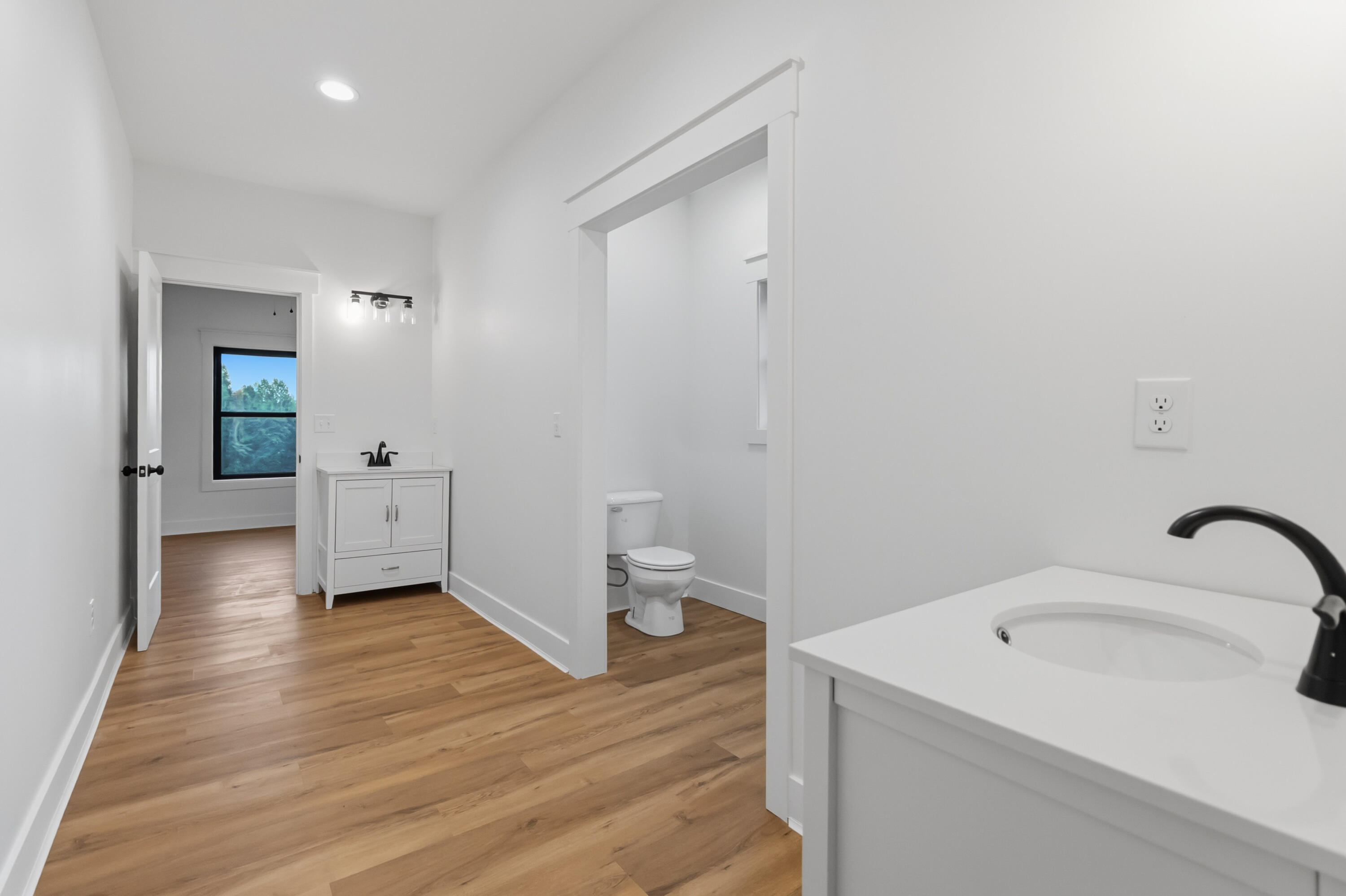 73 Waymans Way Property Photo 38