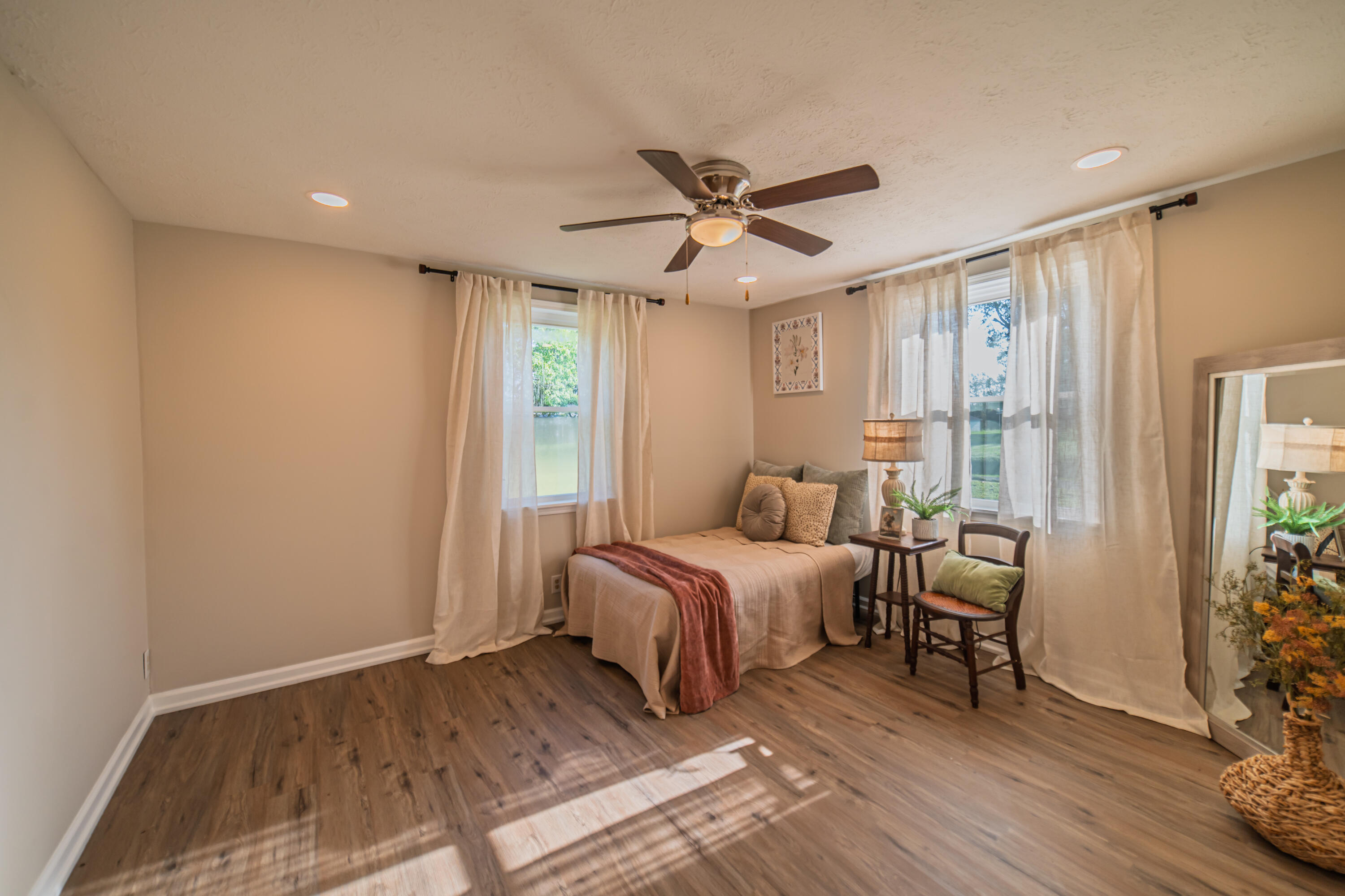 99 County Road 1015 Property Photo 14