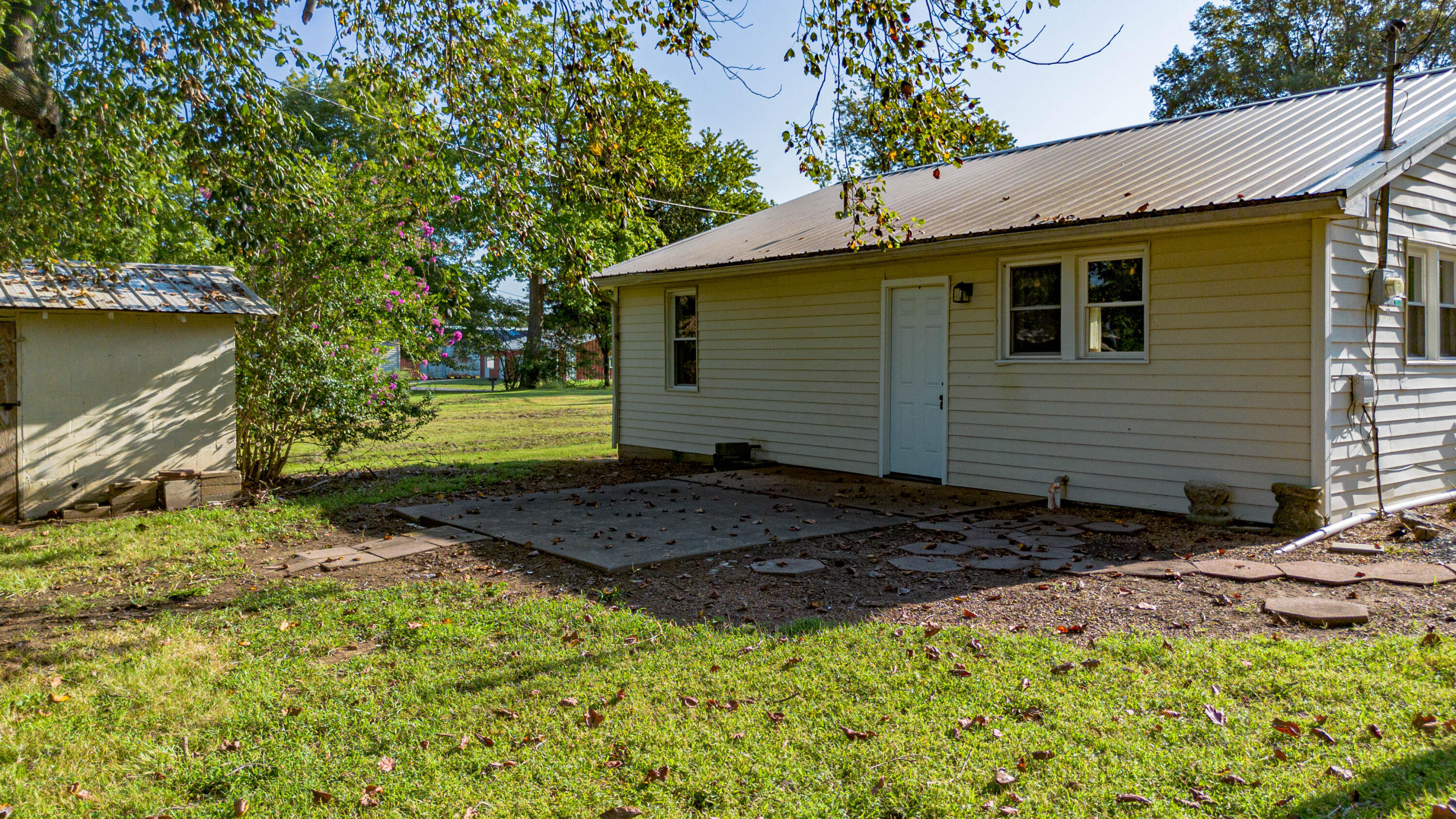 99 County Road 1015 Property Photo 28