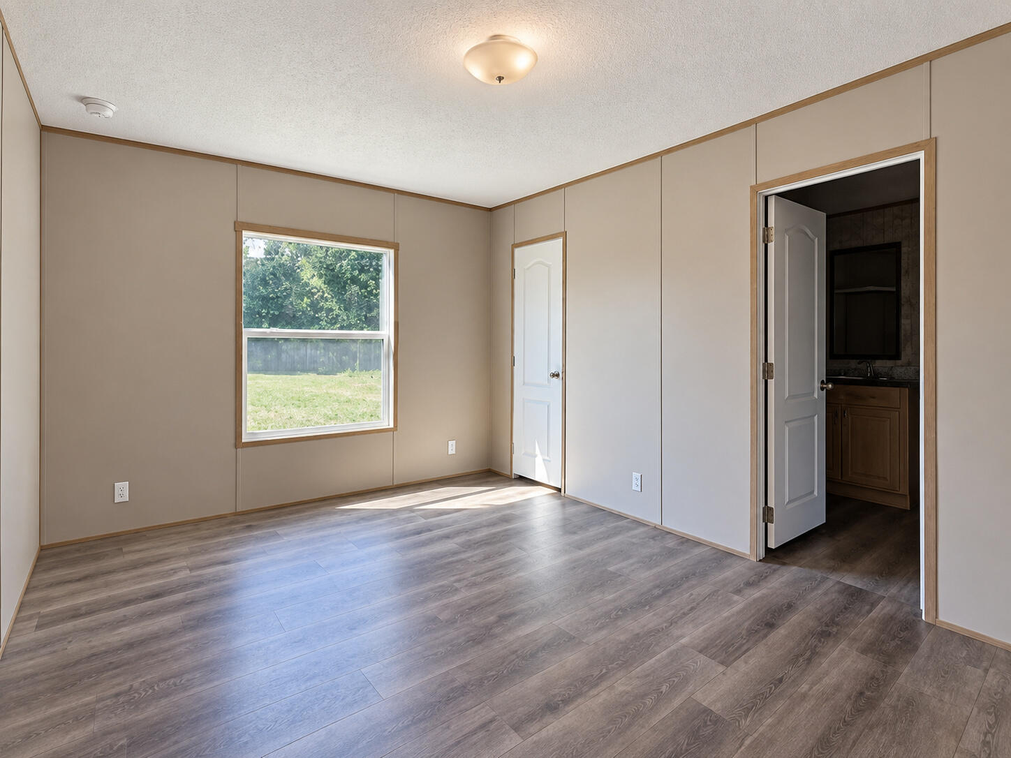 1940 Cooper Ridge Road Property Photo 6